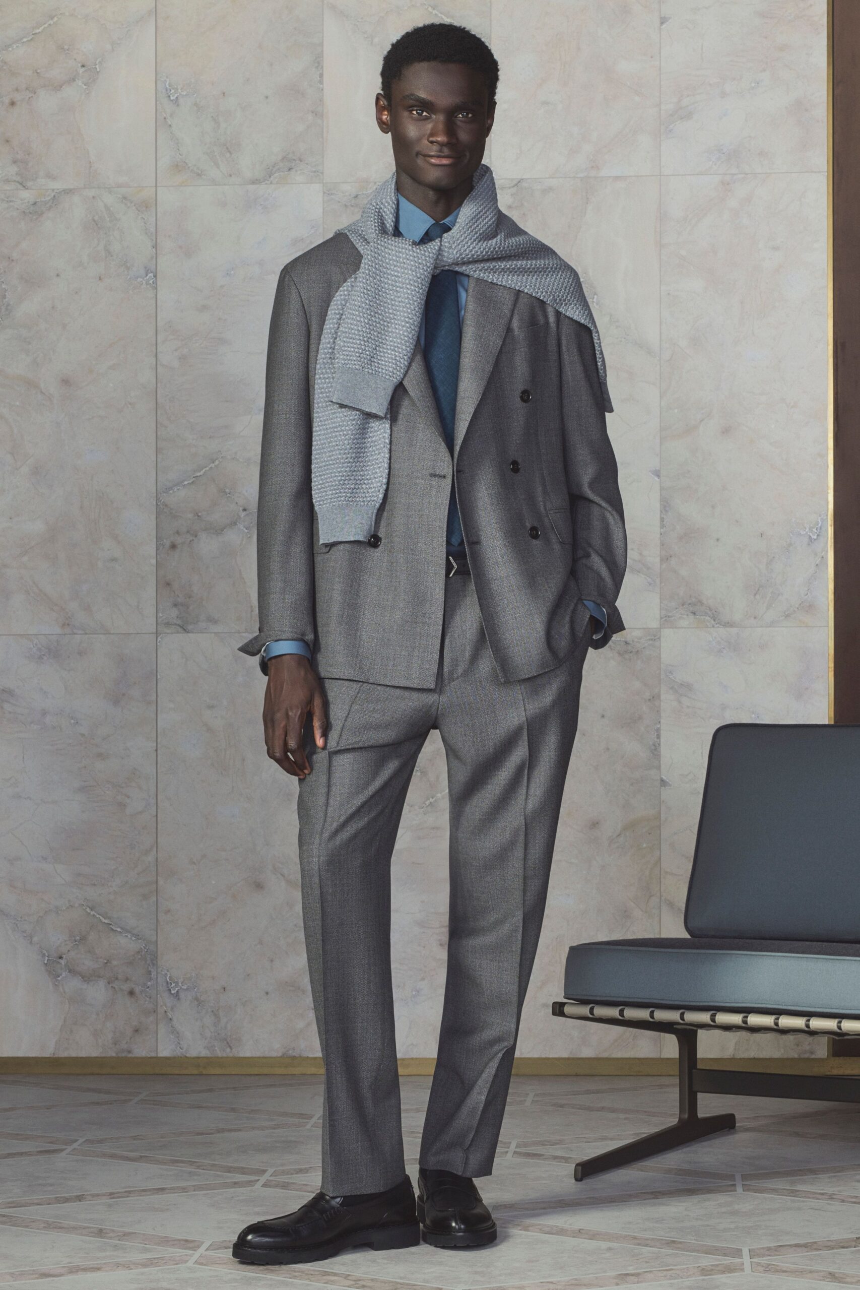 gray wool long-sleeve collared tailored buttoned suit