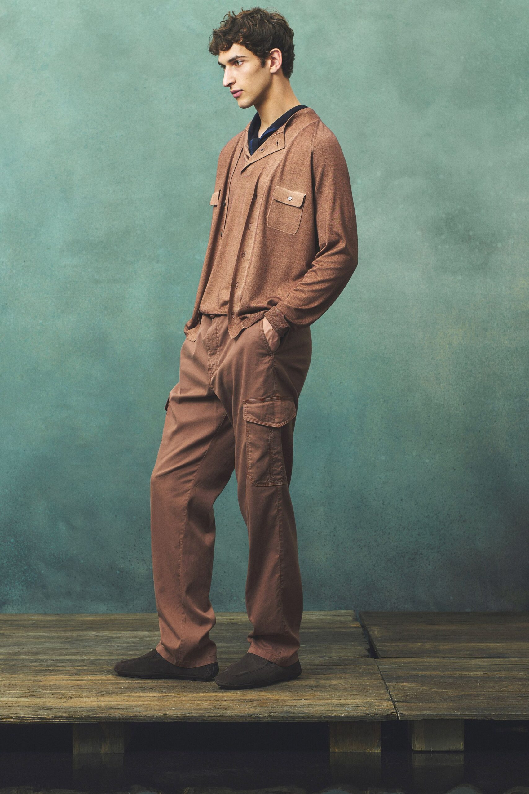 brown cotton relaxed cargo pants