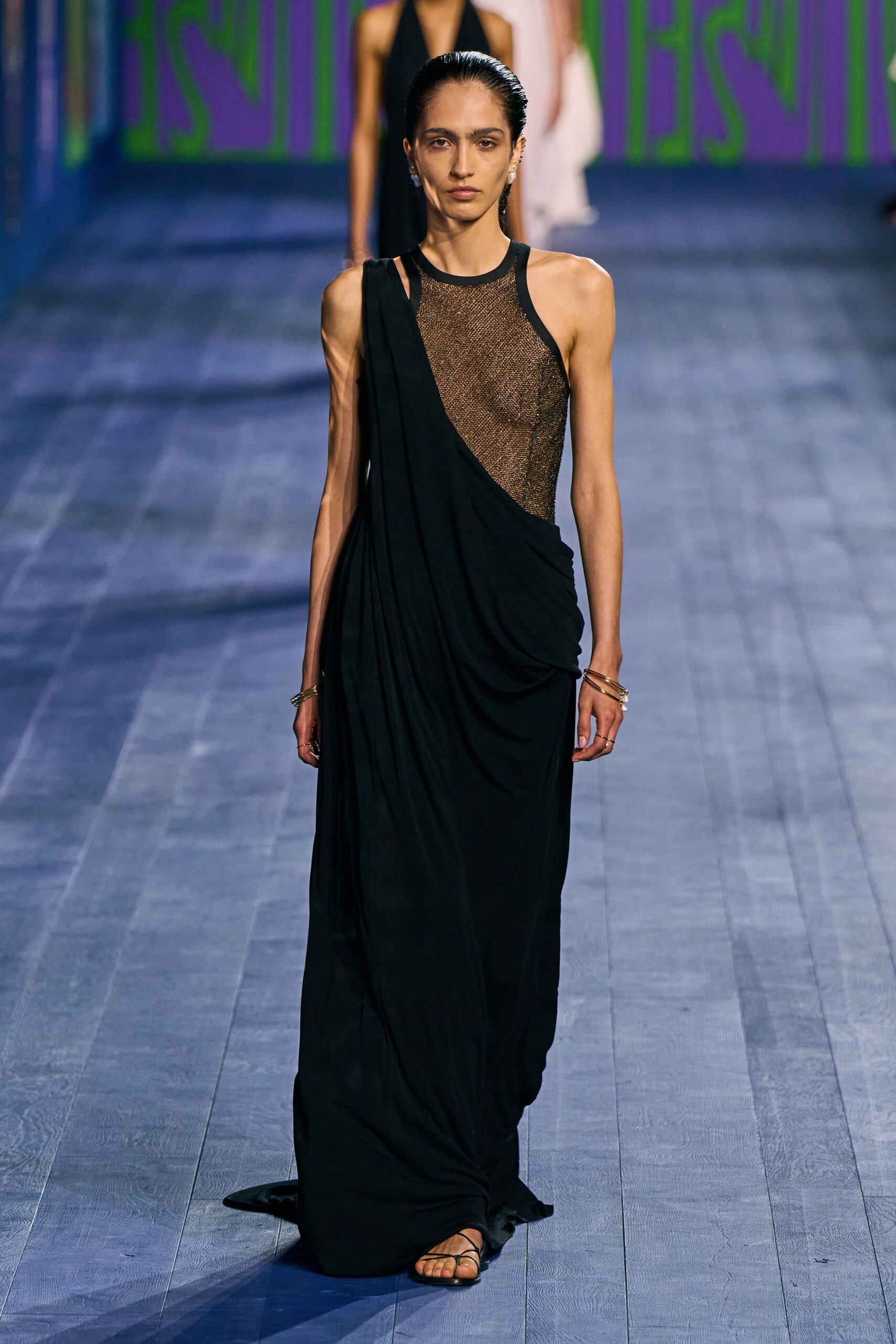 Christian Dior F/W 24 Couture Look 45