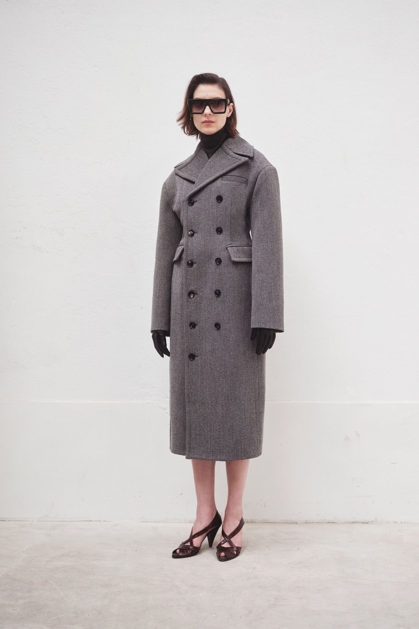 gray wool long-sleeve collared relaxed buttoned midi coat