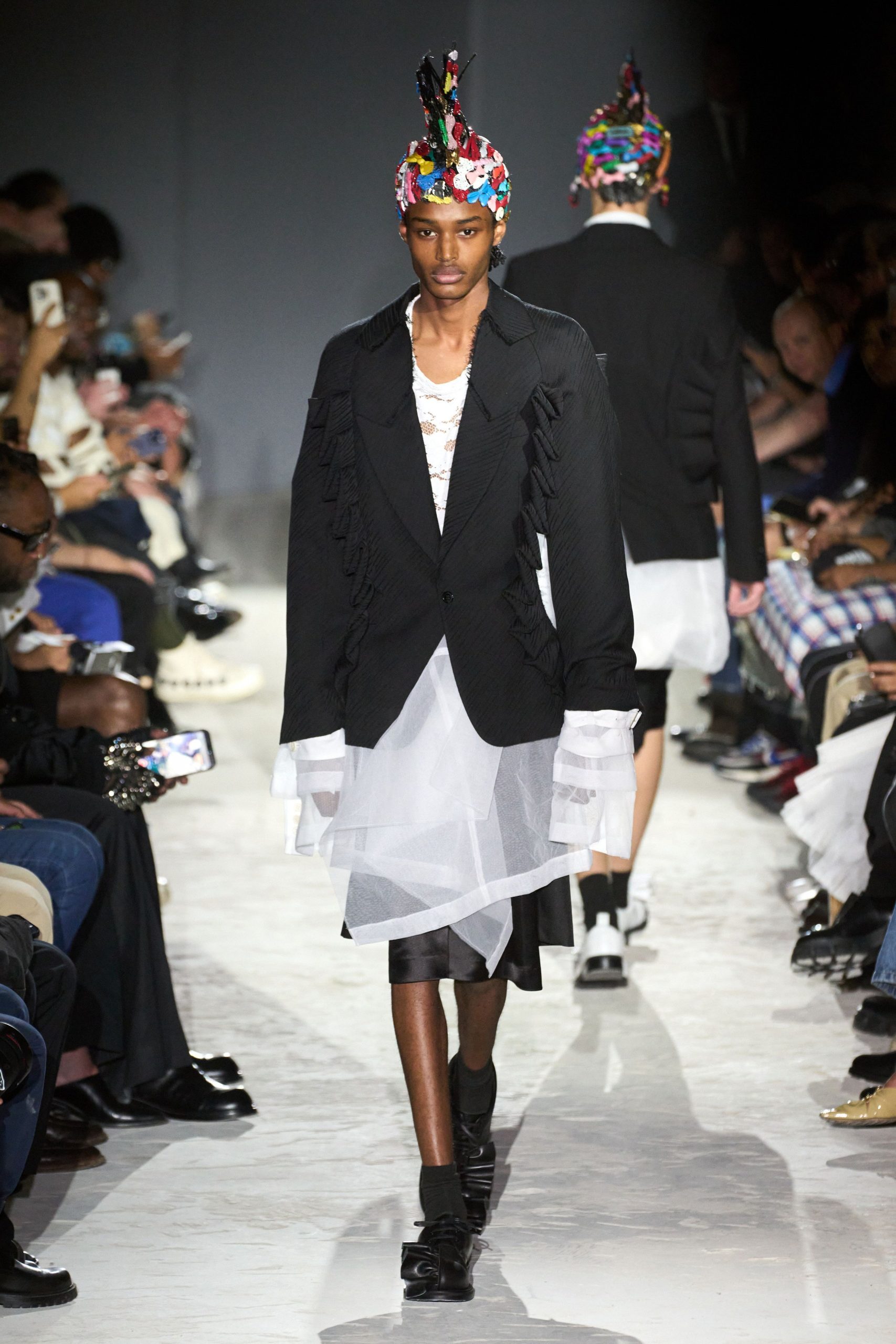 black cotton long-sleeve collared structured ruffled blazer