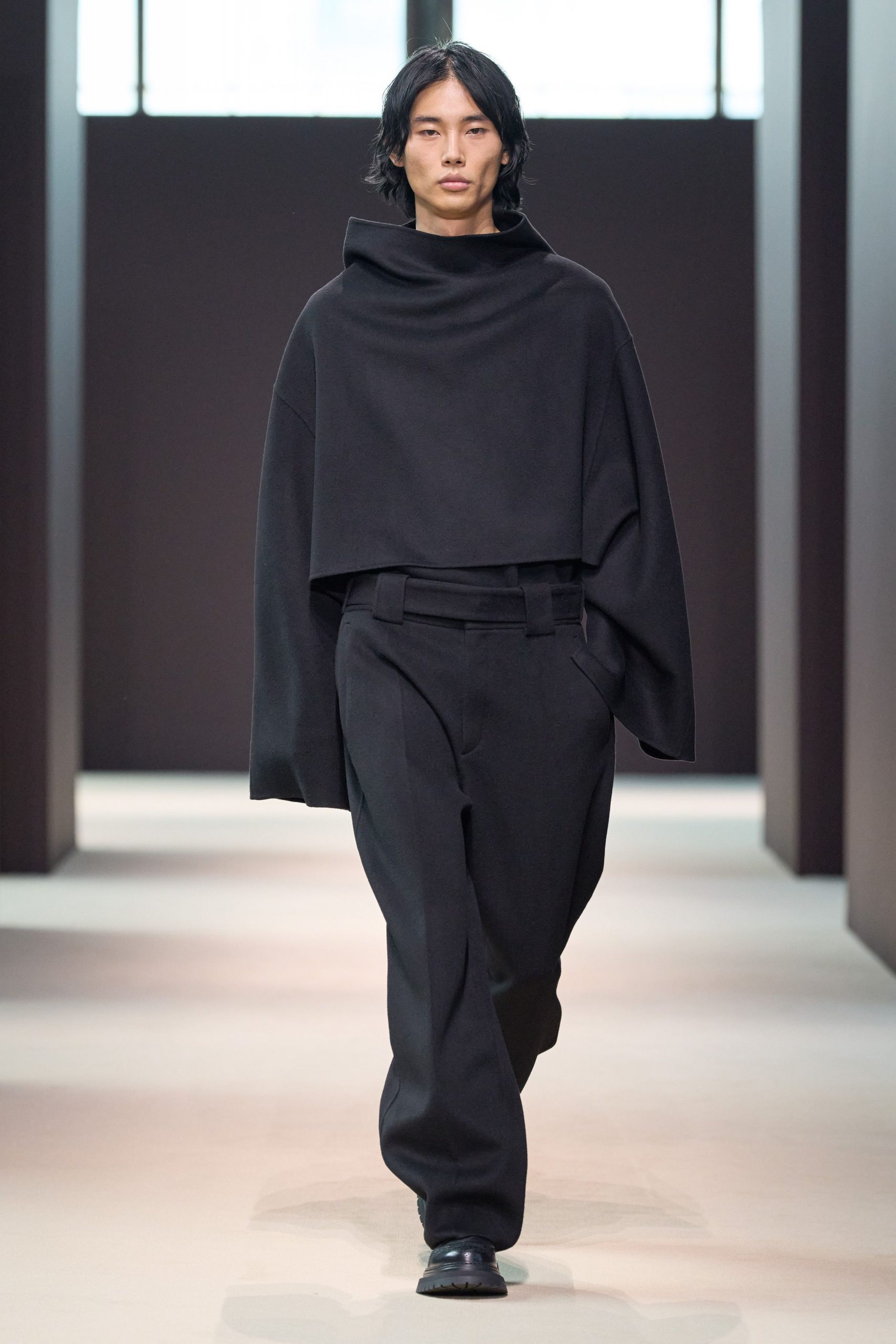 Cos F/W 24 Look 31