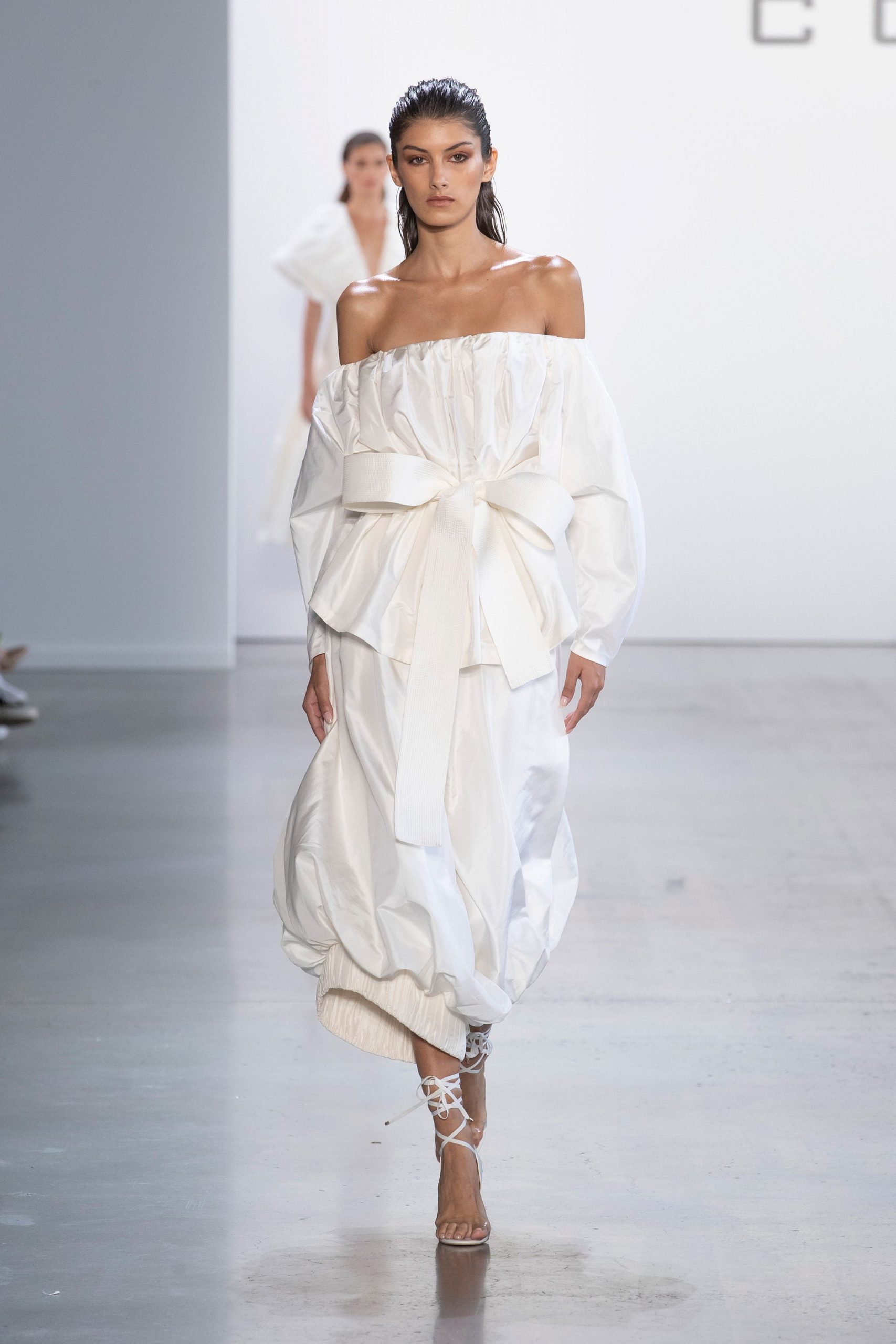 Cong Tri S/S 20 Look 57