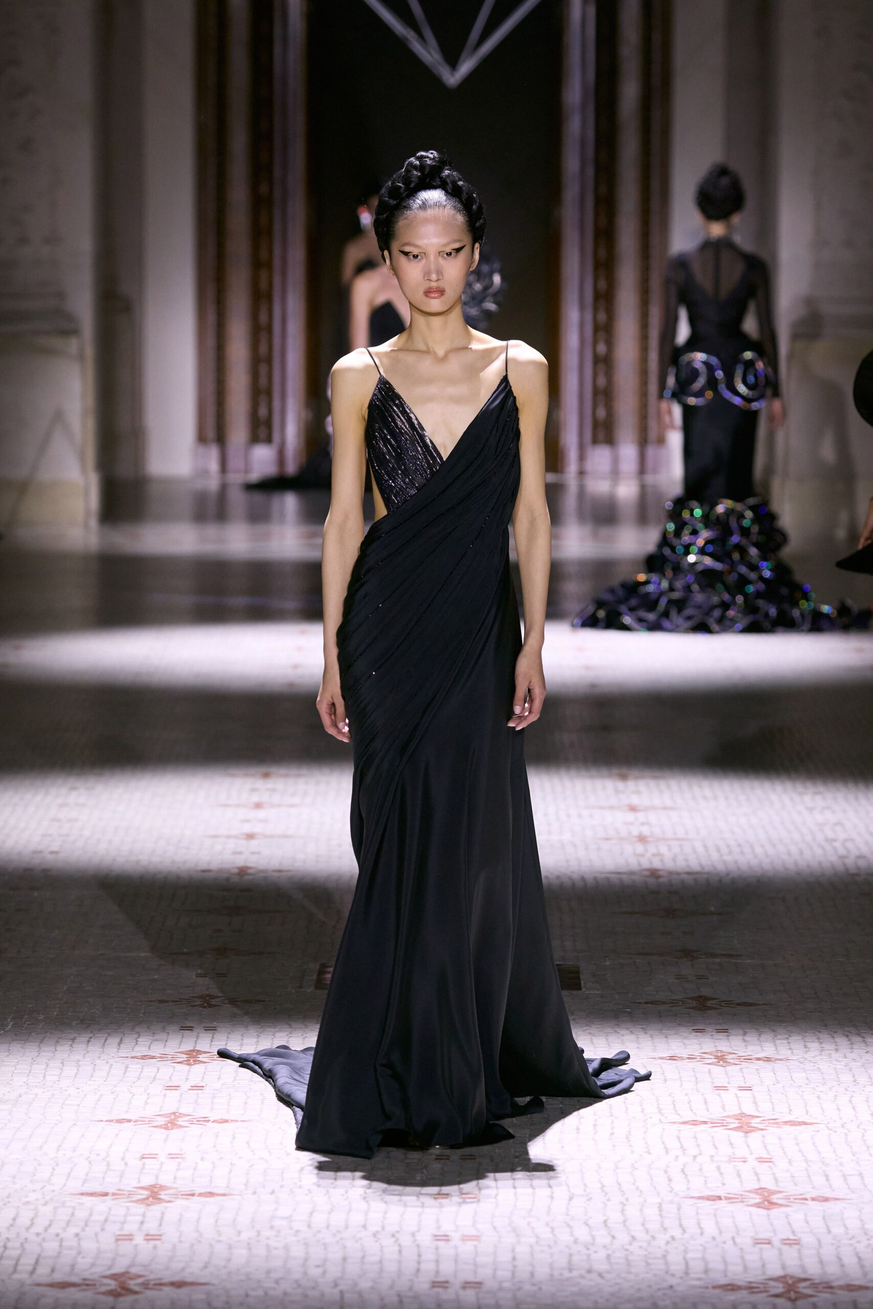 ArdAzAei F/W 24 Couture Look 32