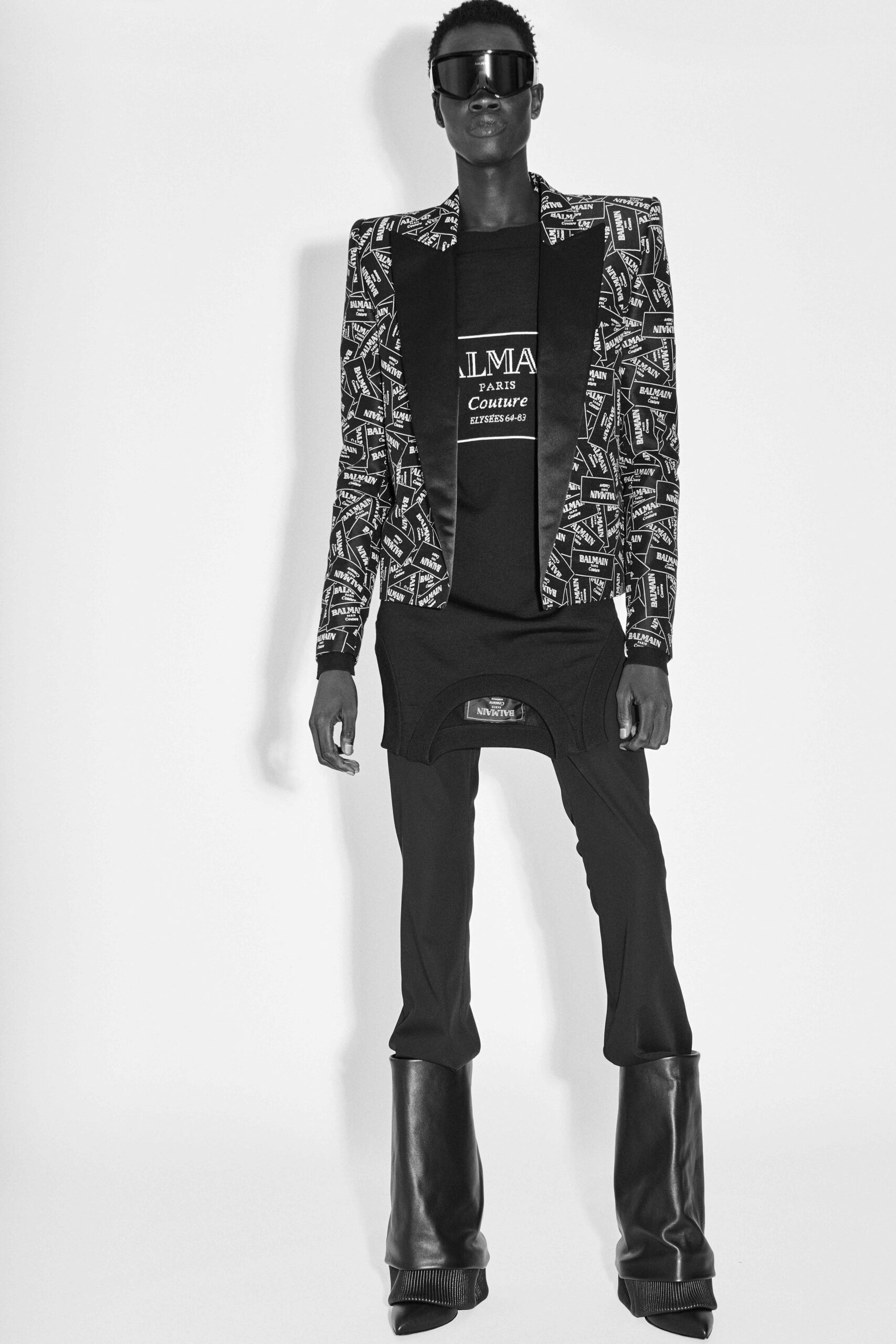 black cotton long-sleeve collared structured printed blazer