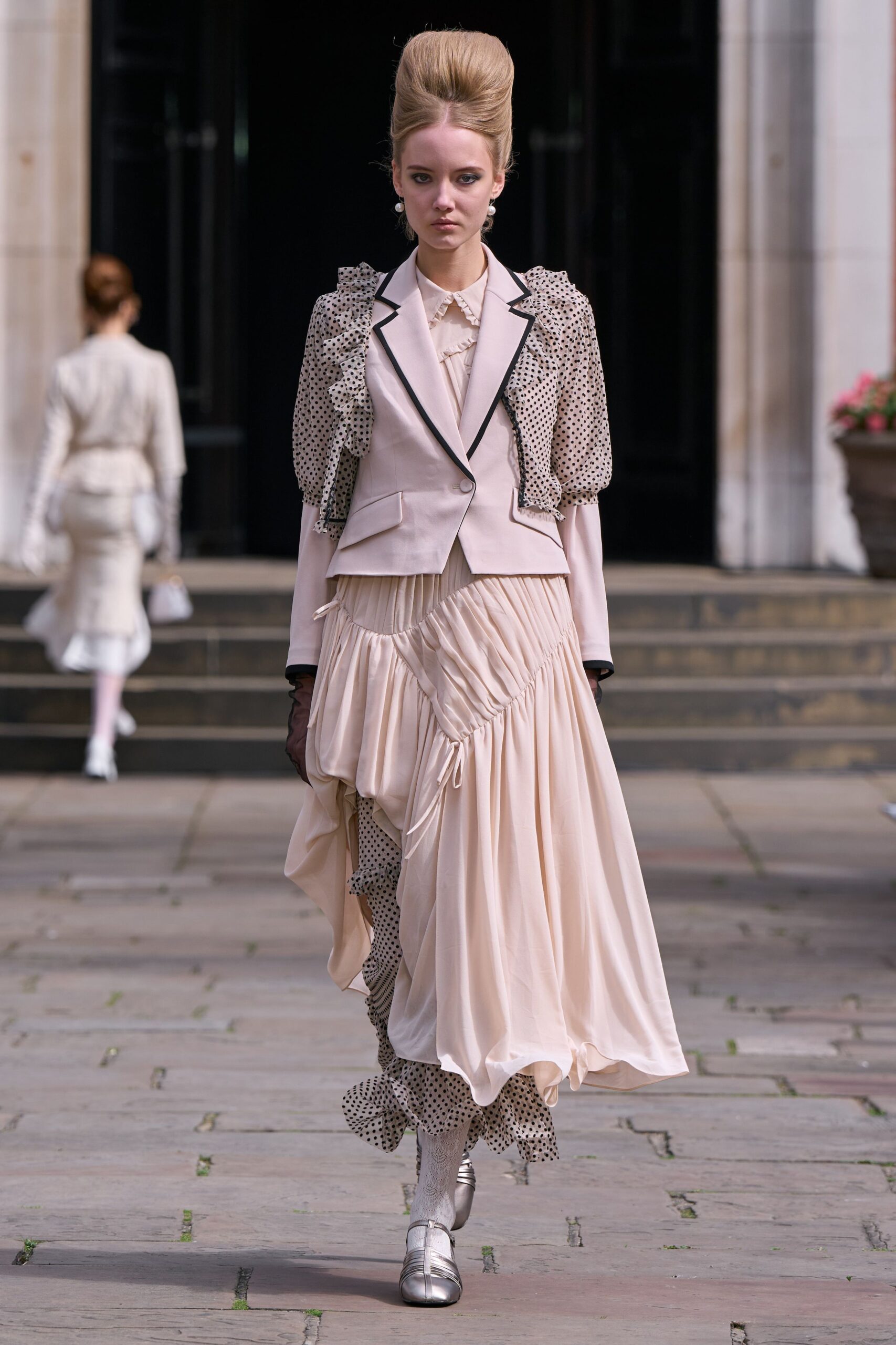 beige silk long-sleeve collared structured buttoned layered blazer