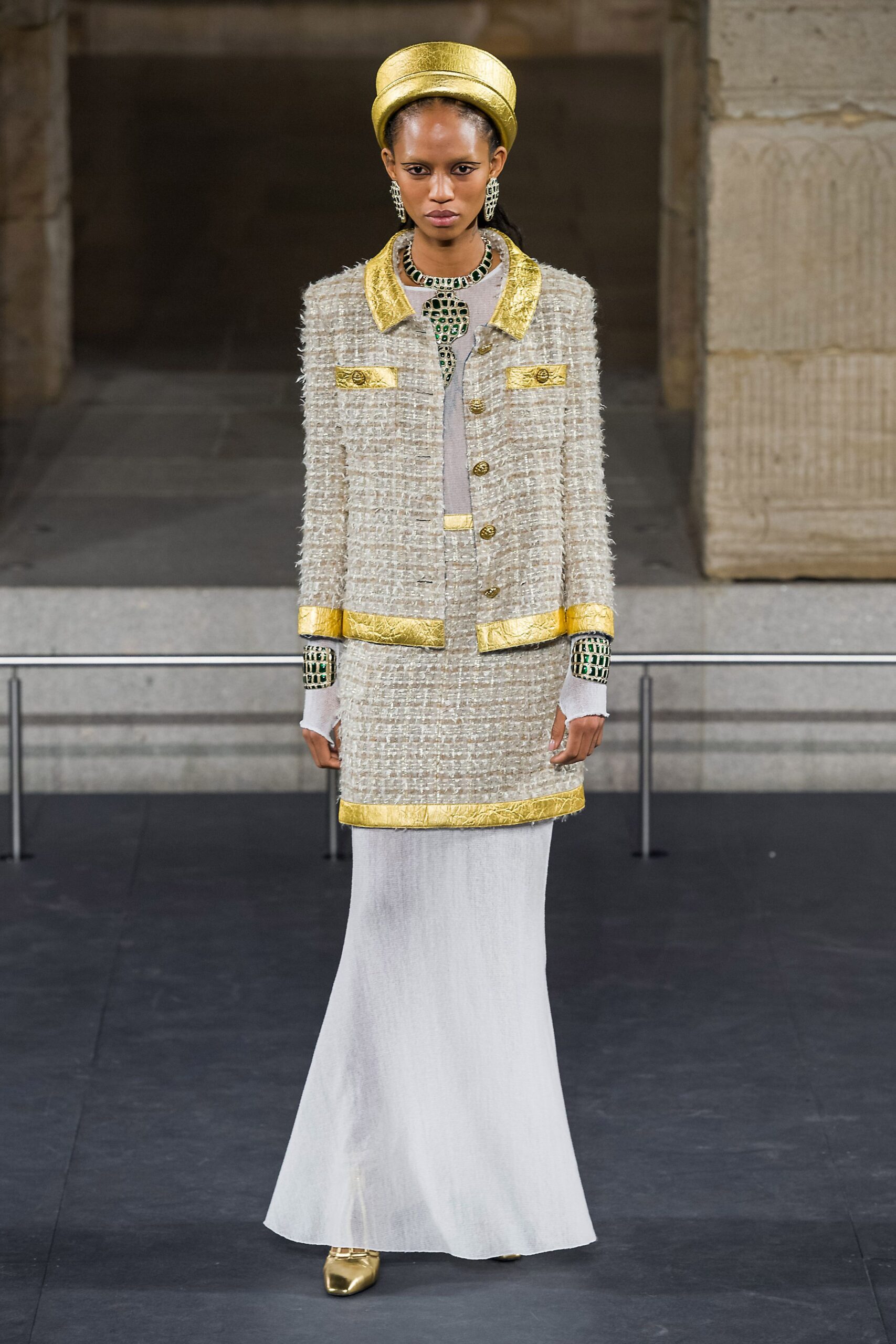 Chanel F/W 19 Look 108