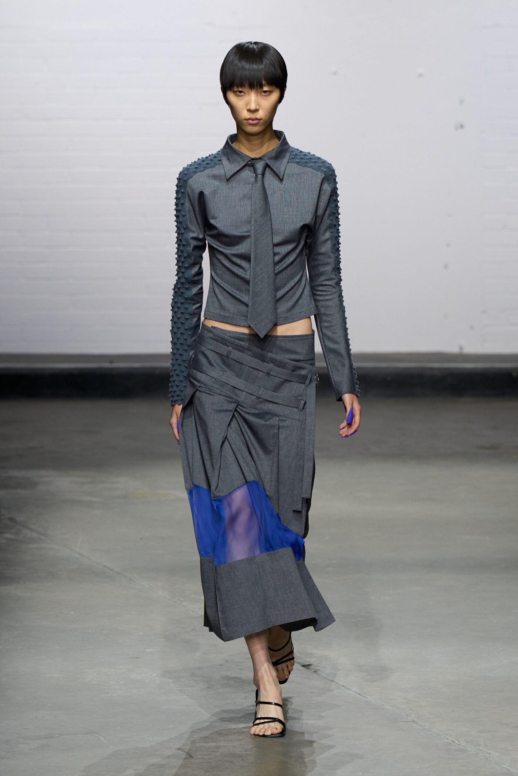 gray cotton asymmetric fitted layered skirt