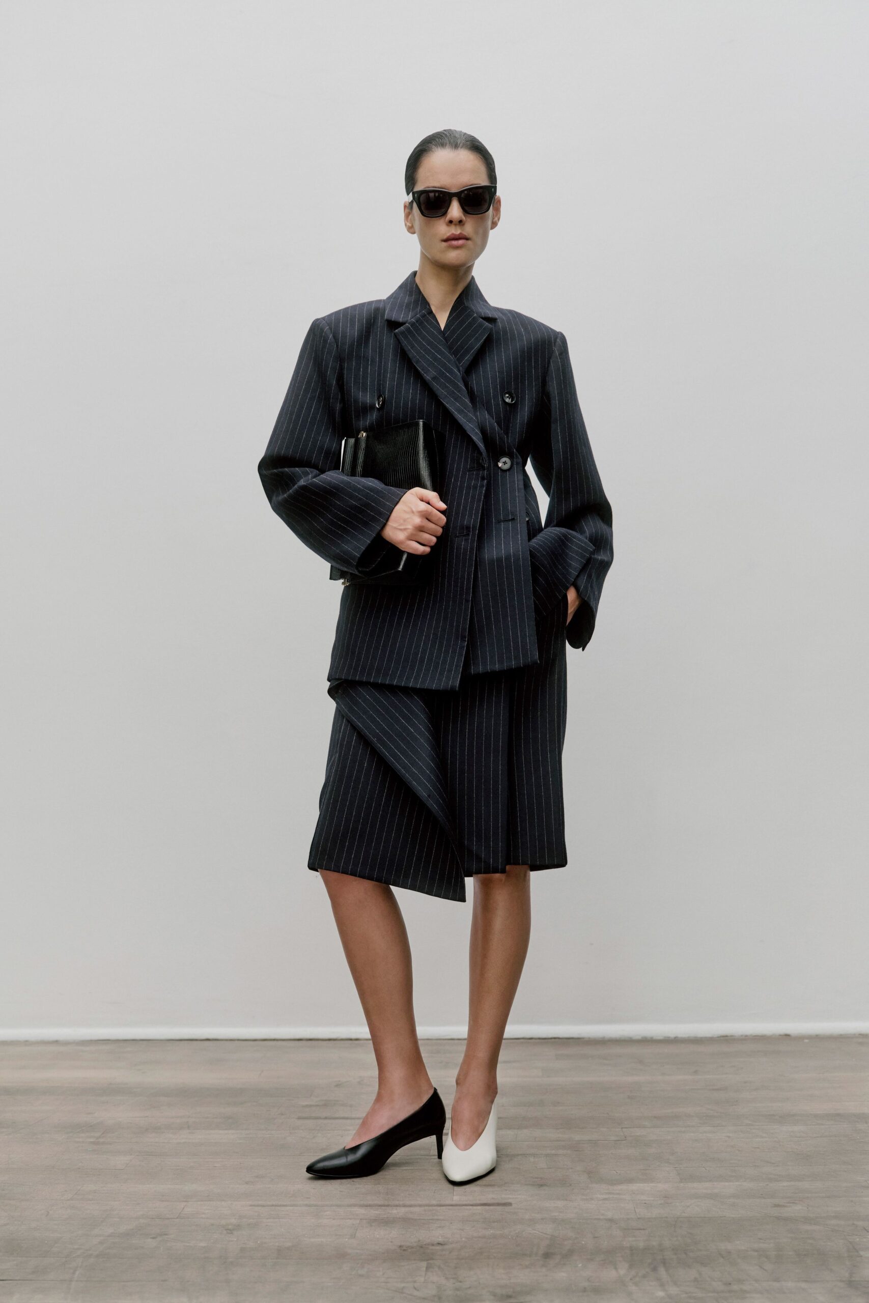 black cotton relaxed striped skirt