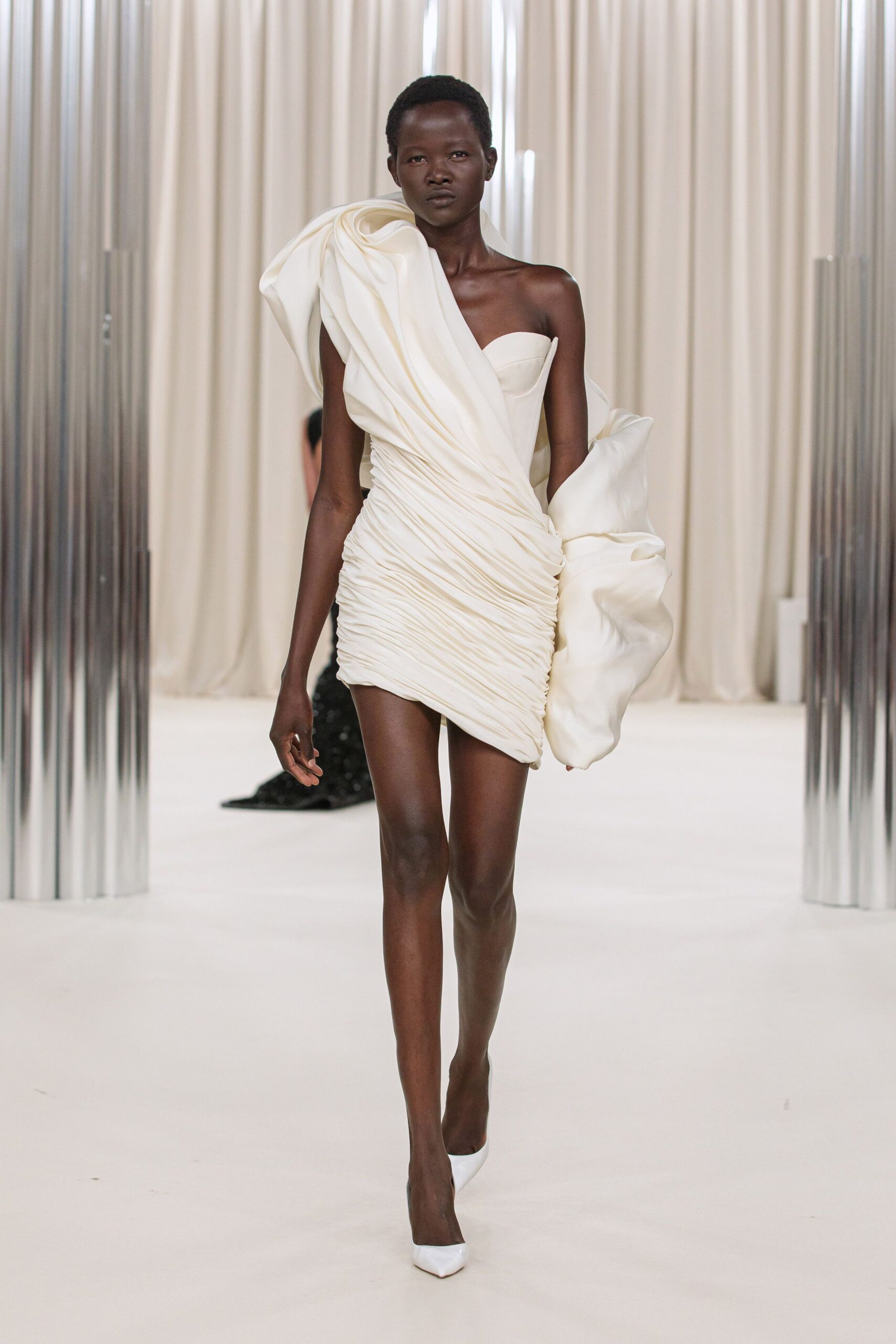 Ashi Studio F/W 22 Couture Look 56