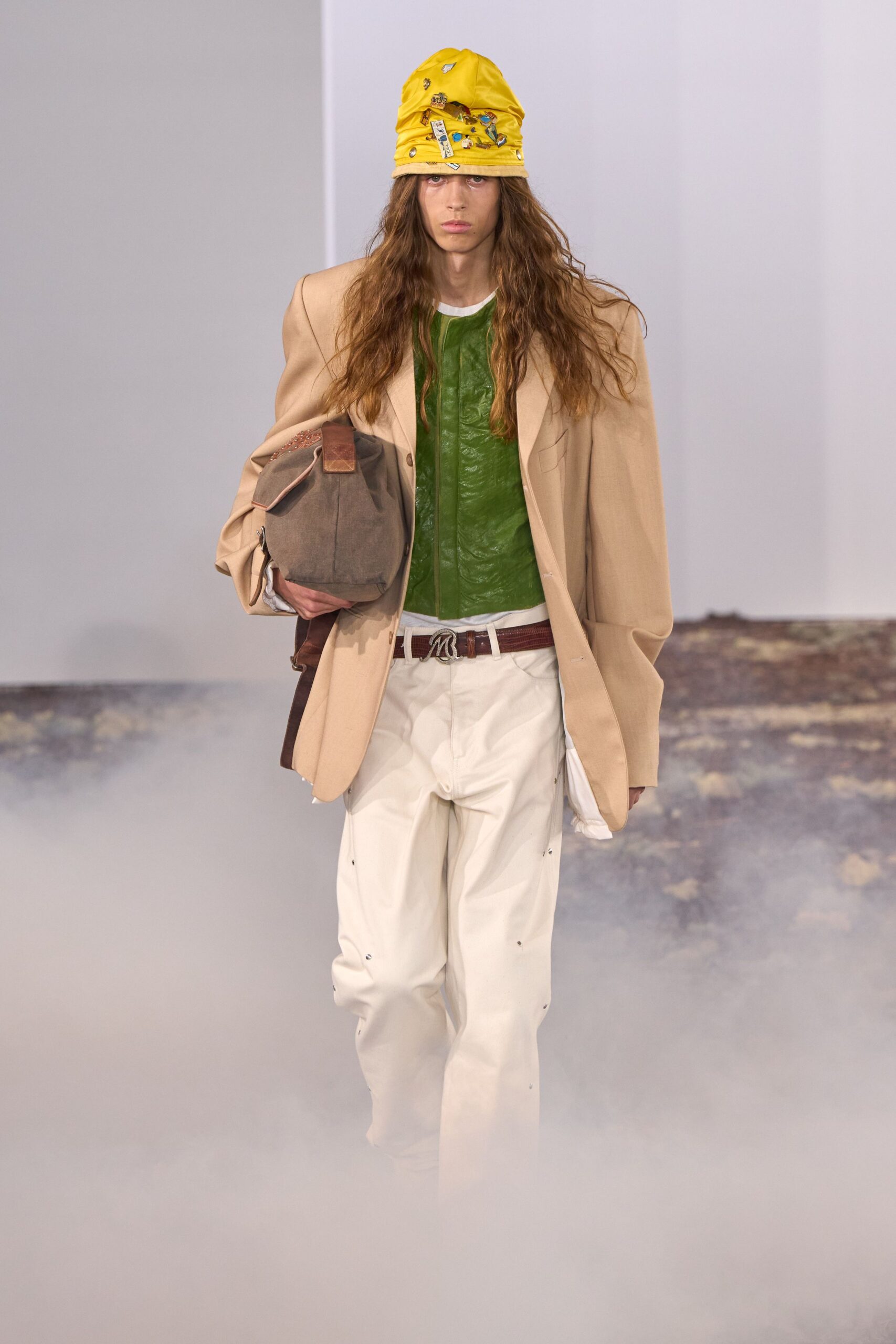 beige wool long-sleeve collared oversized structured blazer