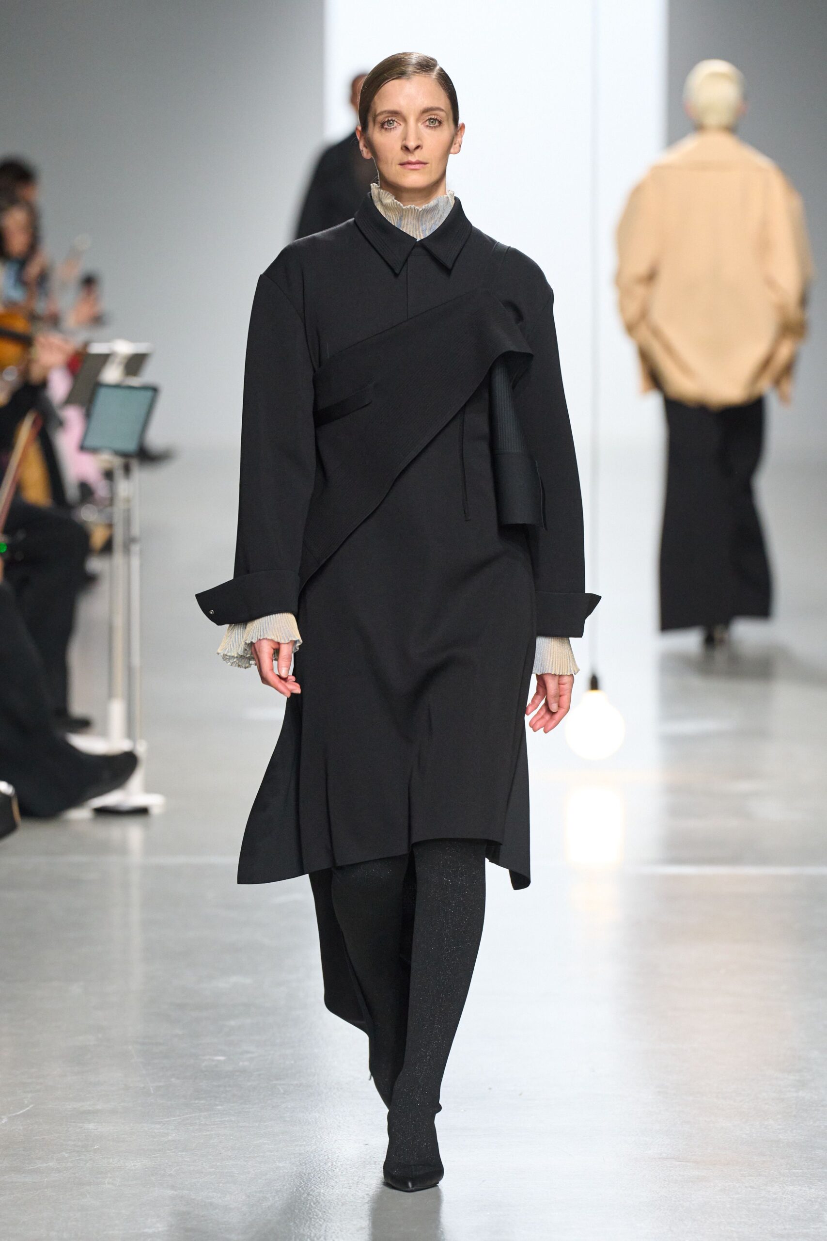 CFCL F/W 24 Look 80