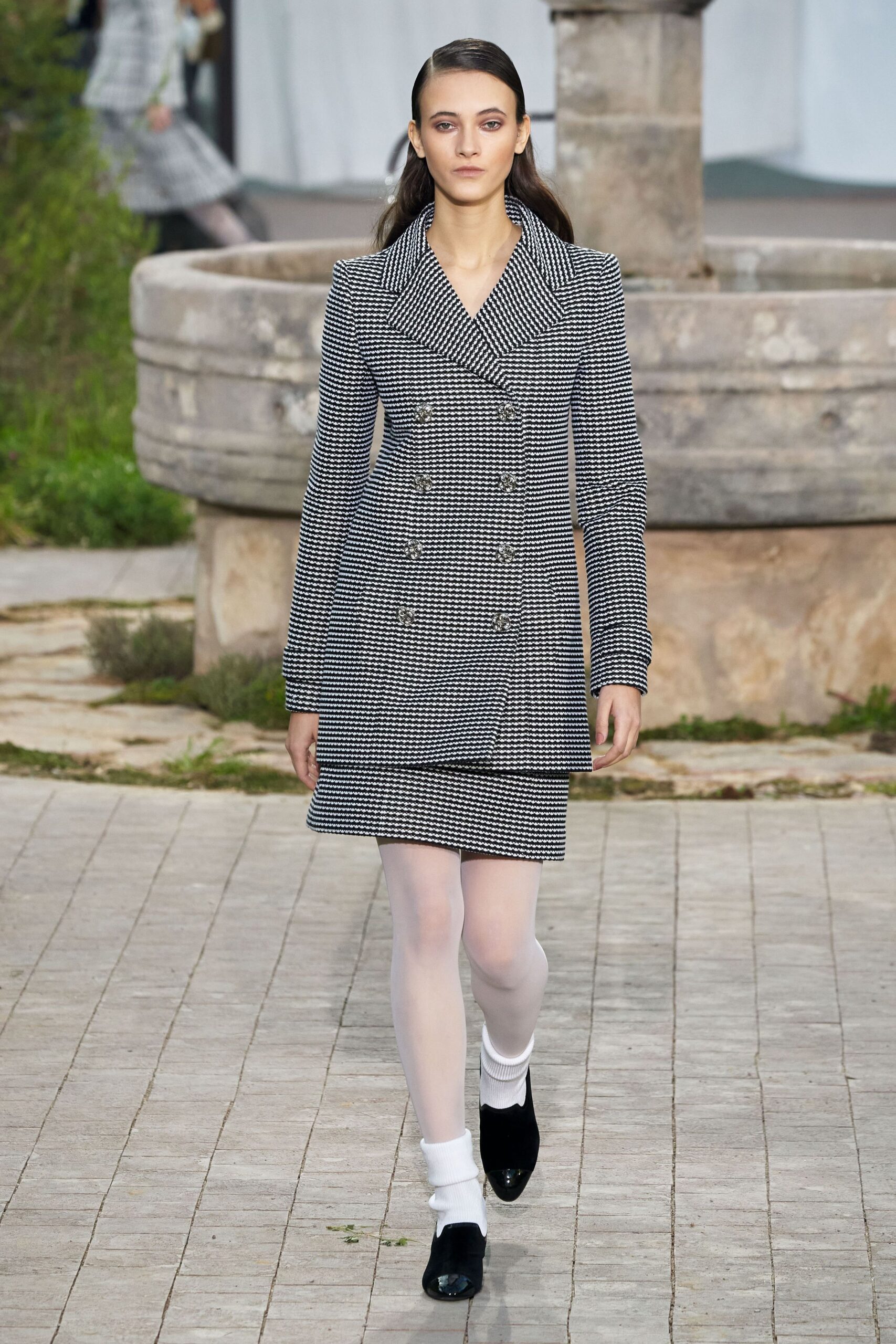 Chanel S/S 20 Couture Look 104