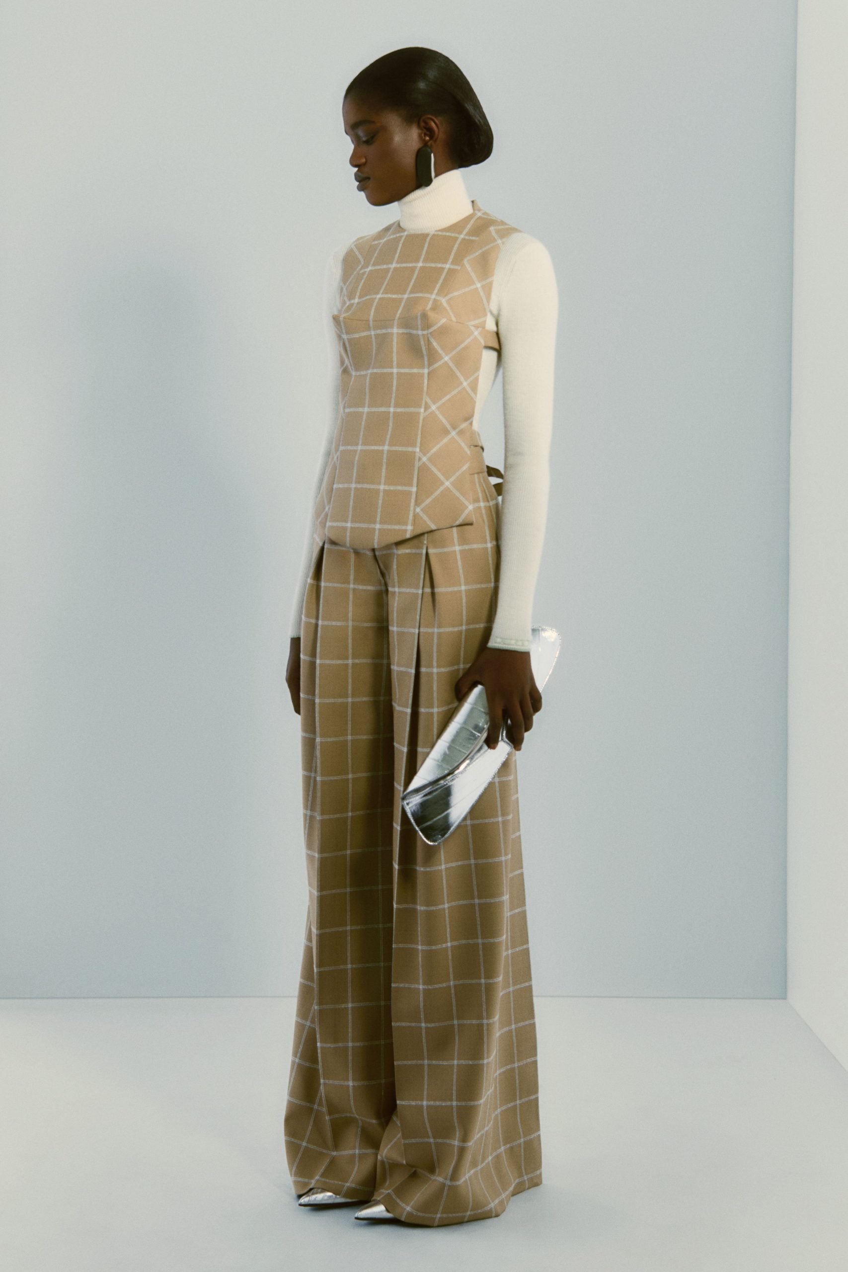 Del Core F/W 24 Look 11