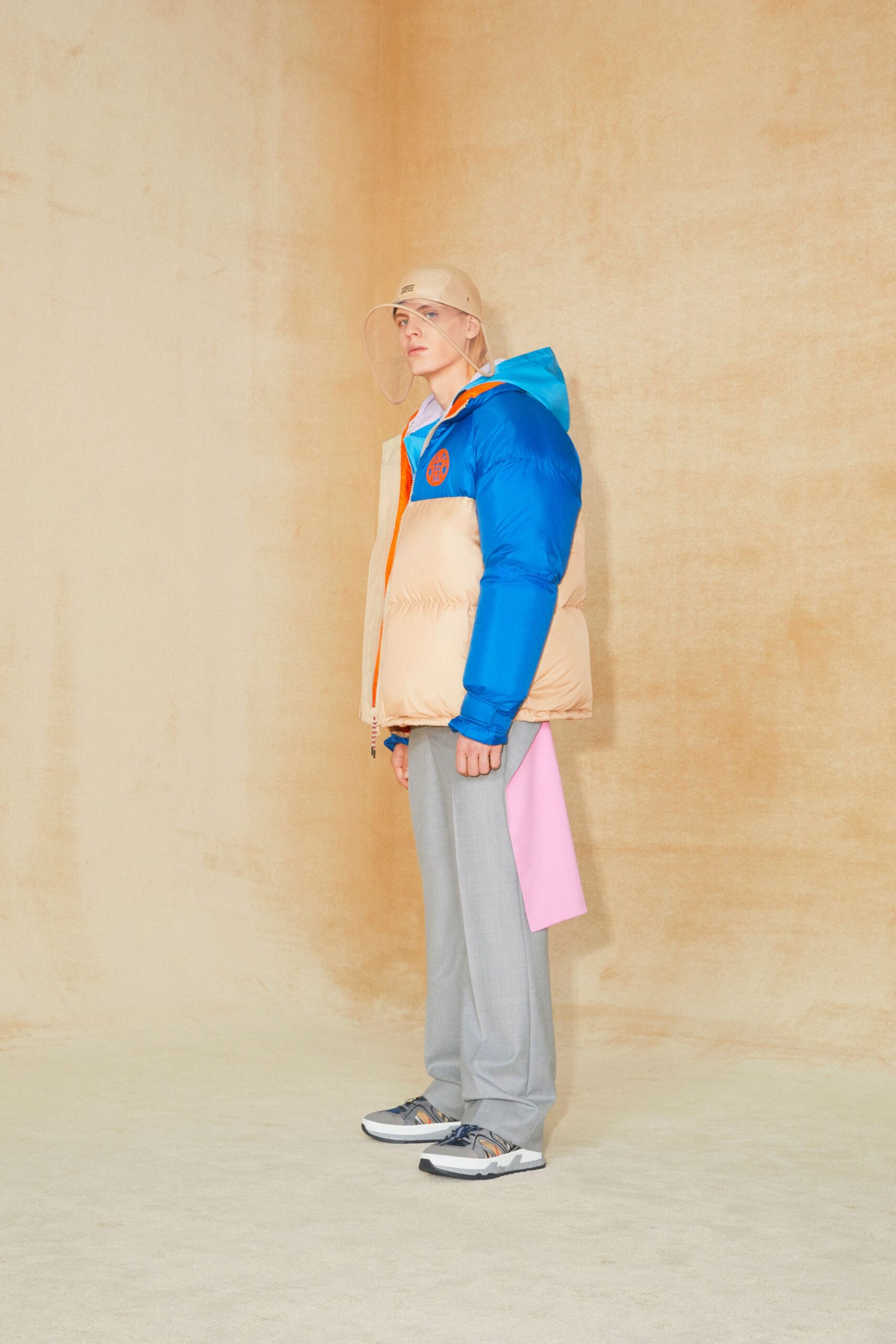 Burberry F/W 20 Look 61