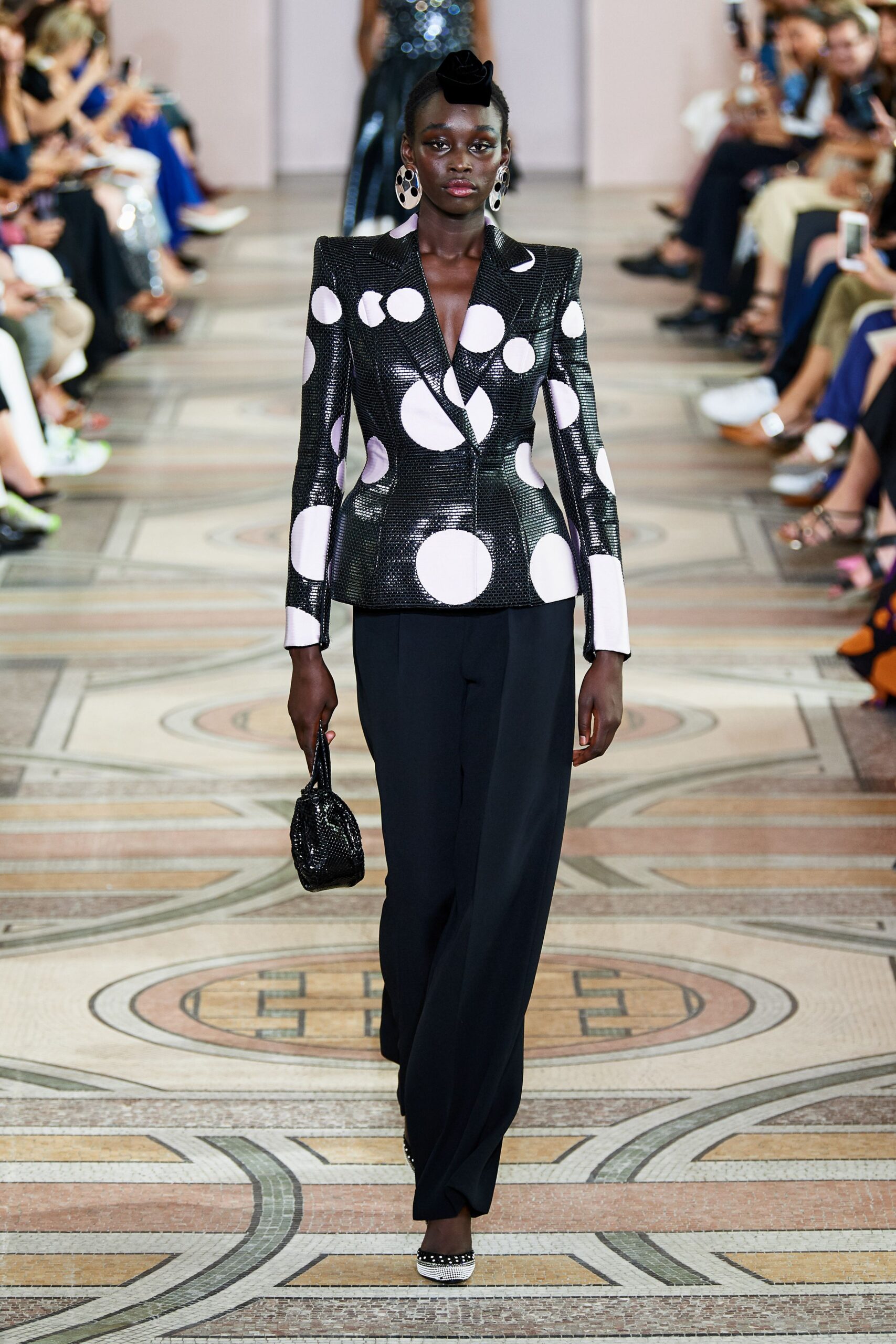 Armani Privé F/W 19 Couture Look 162