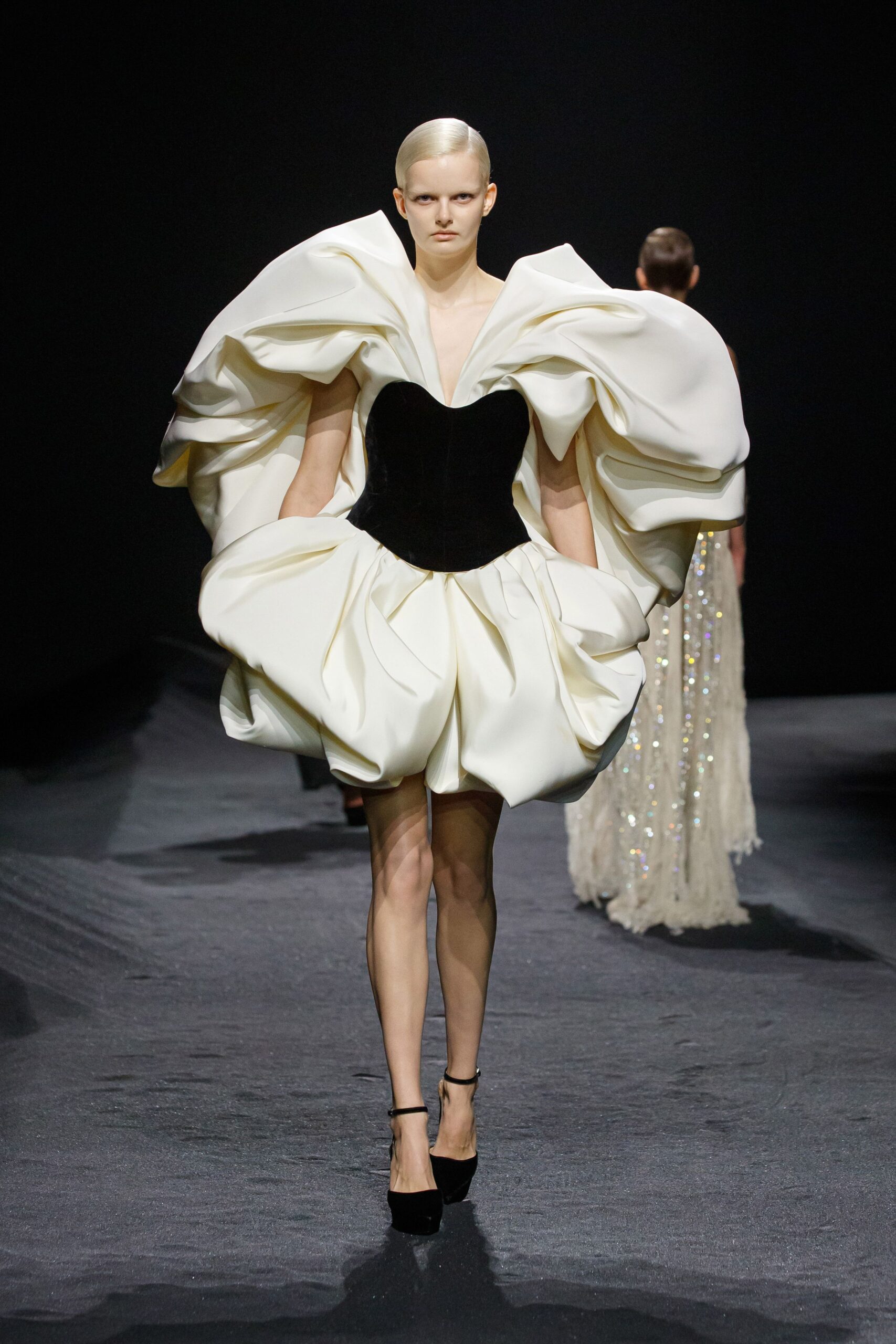 Ashi Studio S/S 23 Couture Look 79