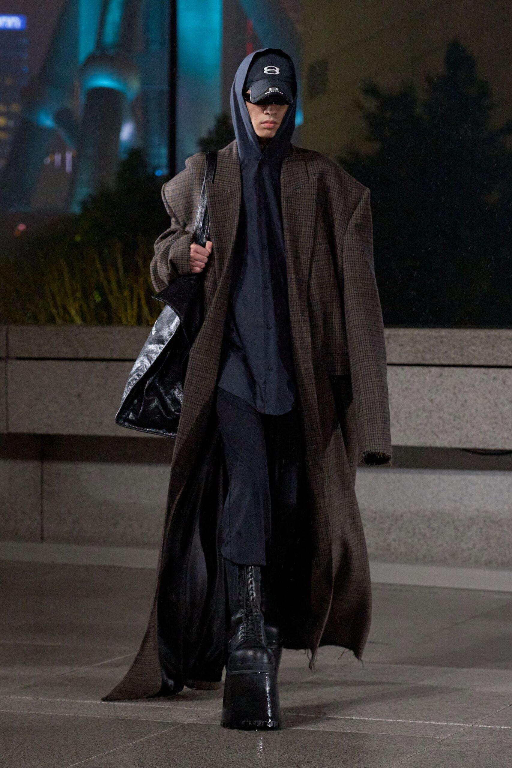 Balenciaga Resort 25 Look 52