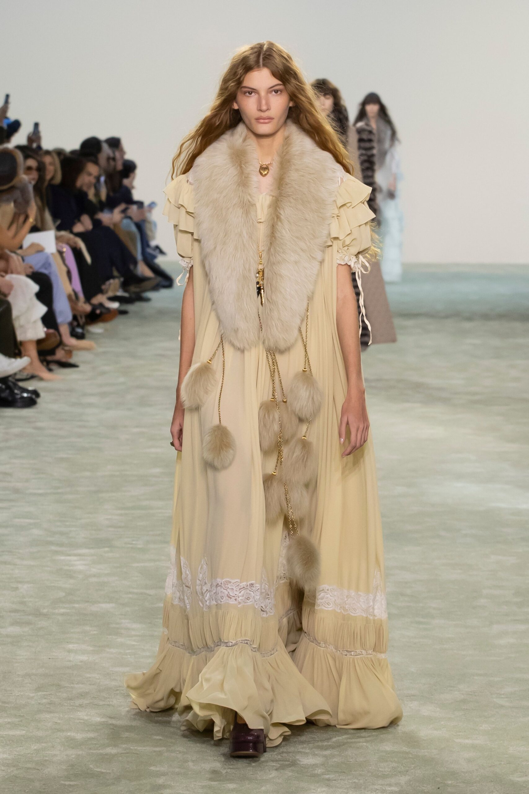 Chloé F/W 25 Look 87
