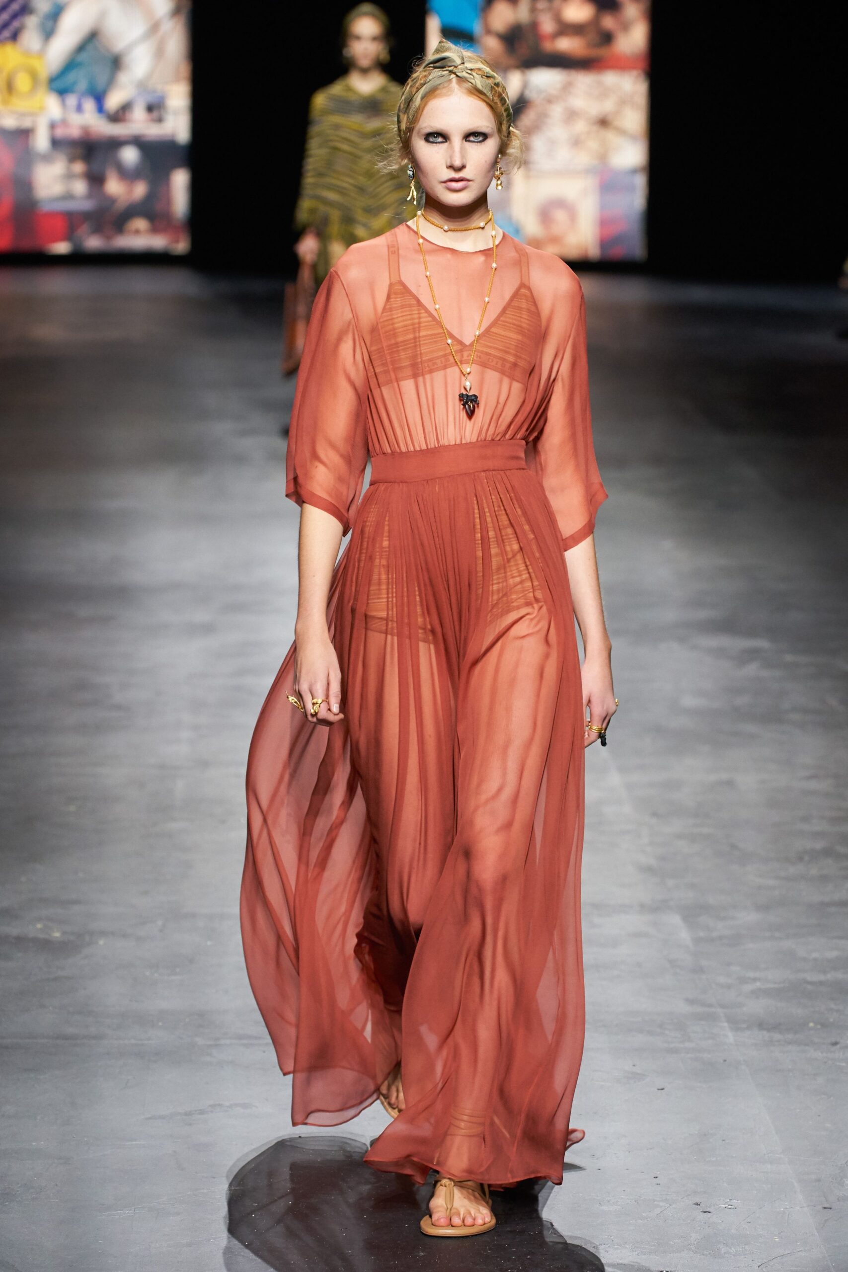 Christian Dior S/S 21 Look 126