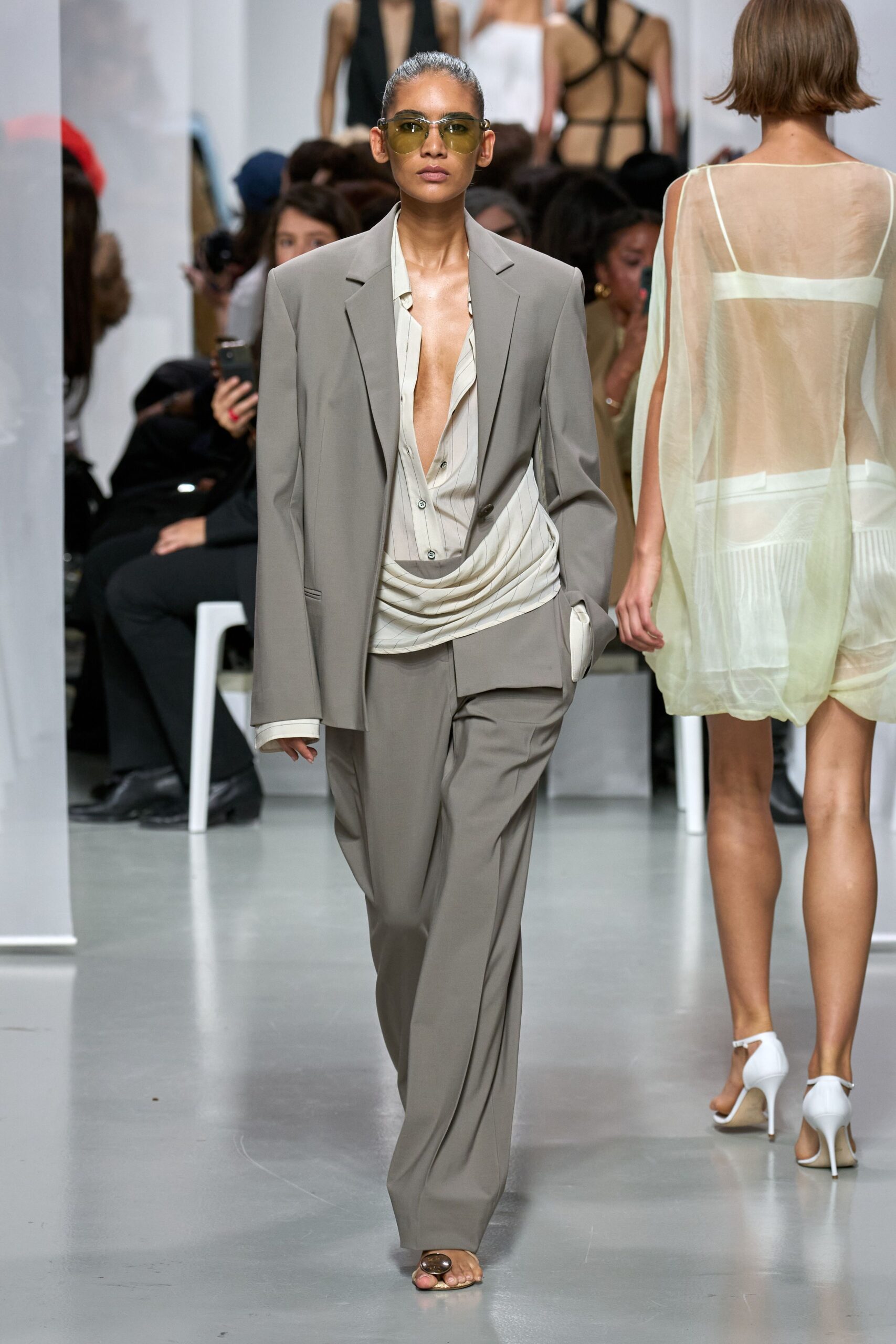 beige cotton long-sleeve v-neck tailored buttoned suit