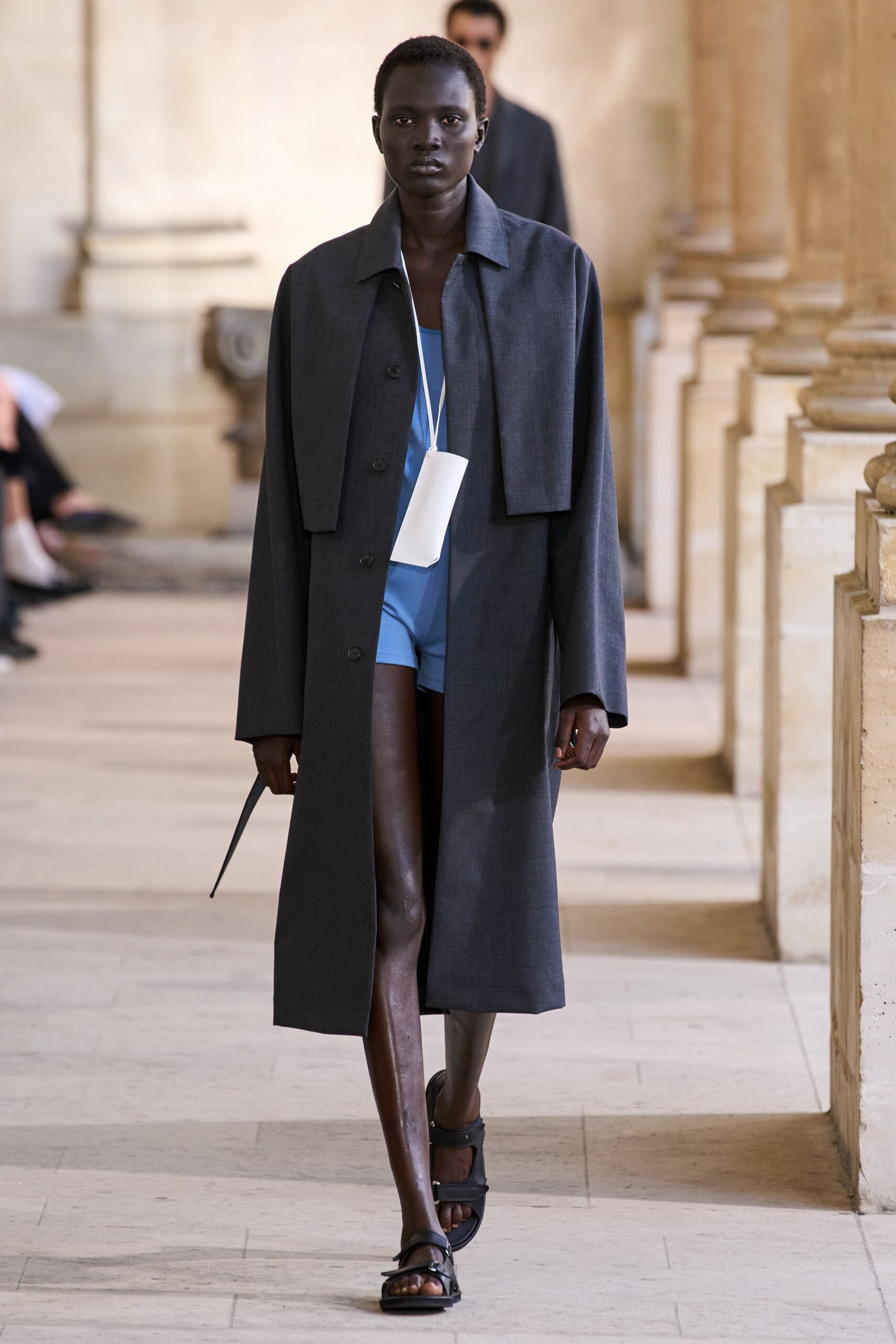 gray wool long-sleeve collared oversized buttoned straight-leg coat