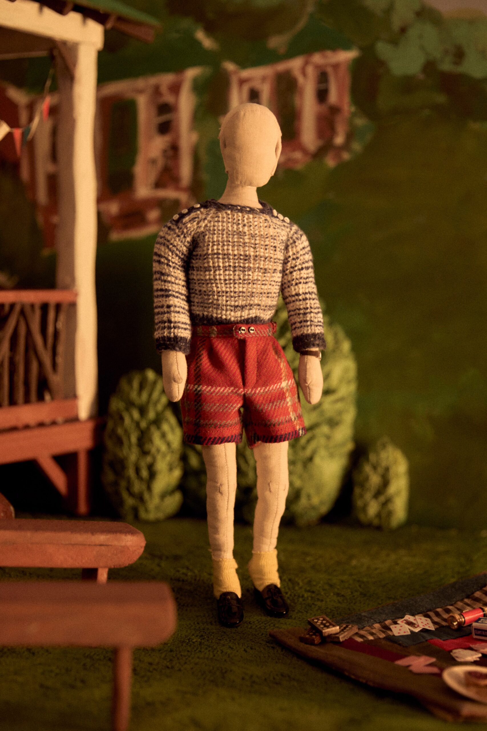 red cotton relaxed checked short shorts