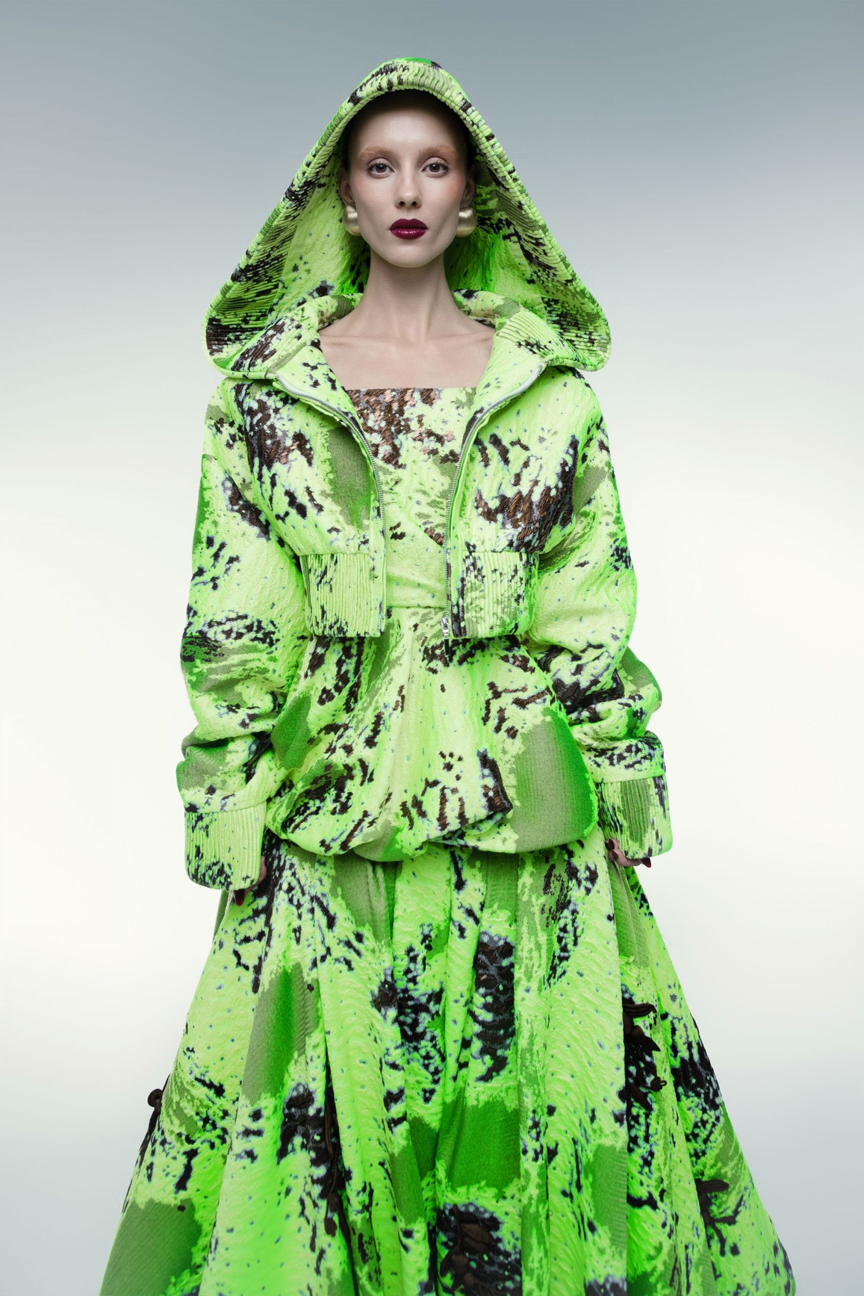green cotton sleeveless fitted printed dress