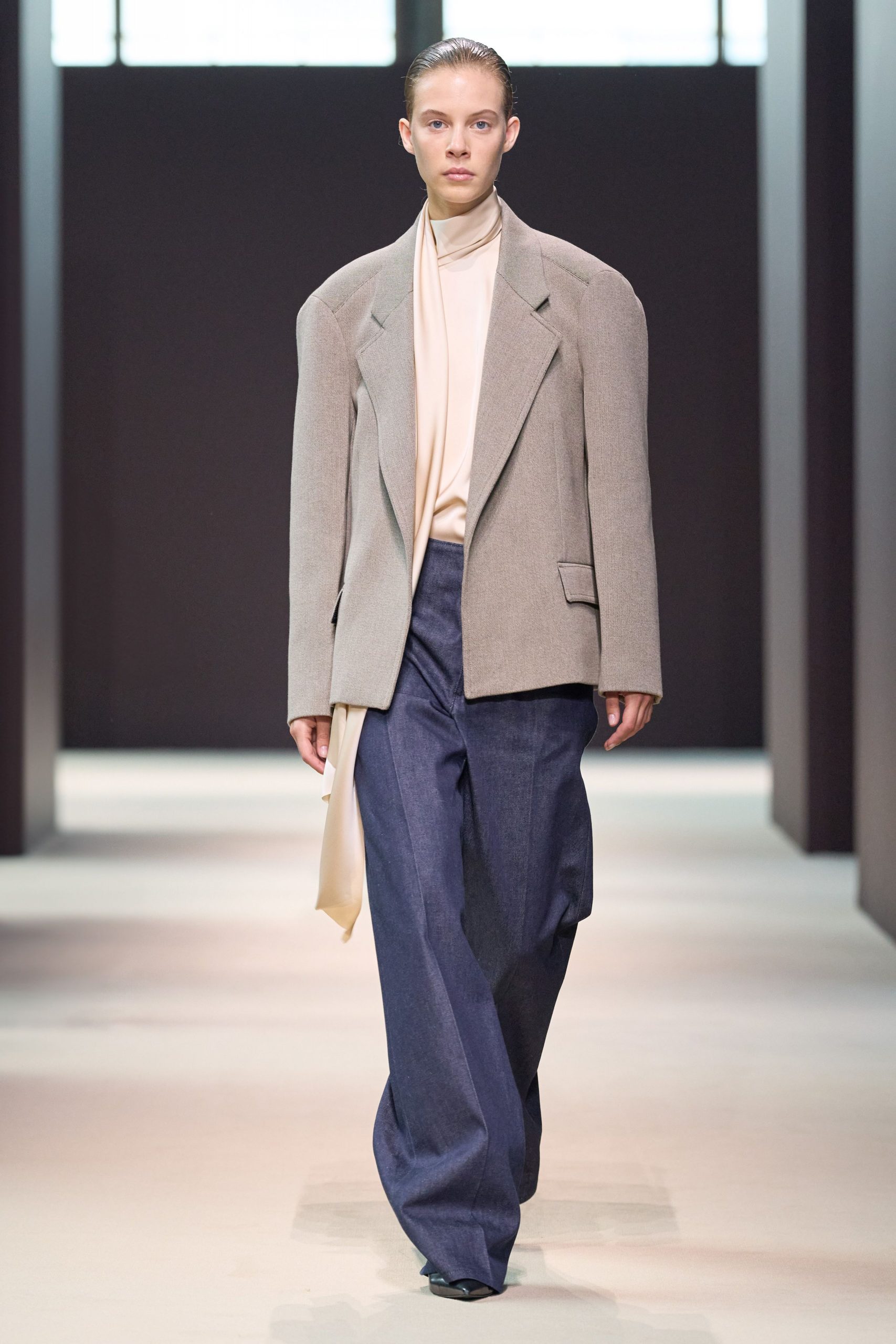 Cos F/W 24 Look 74