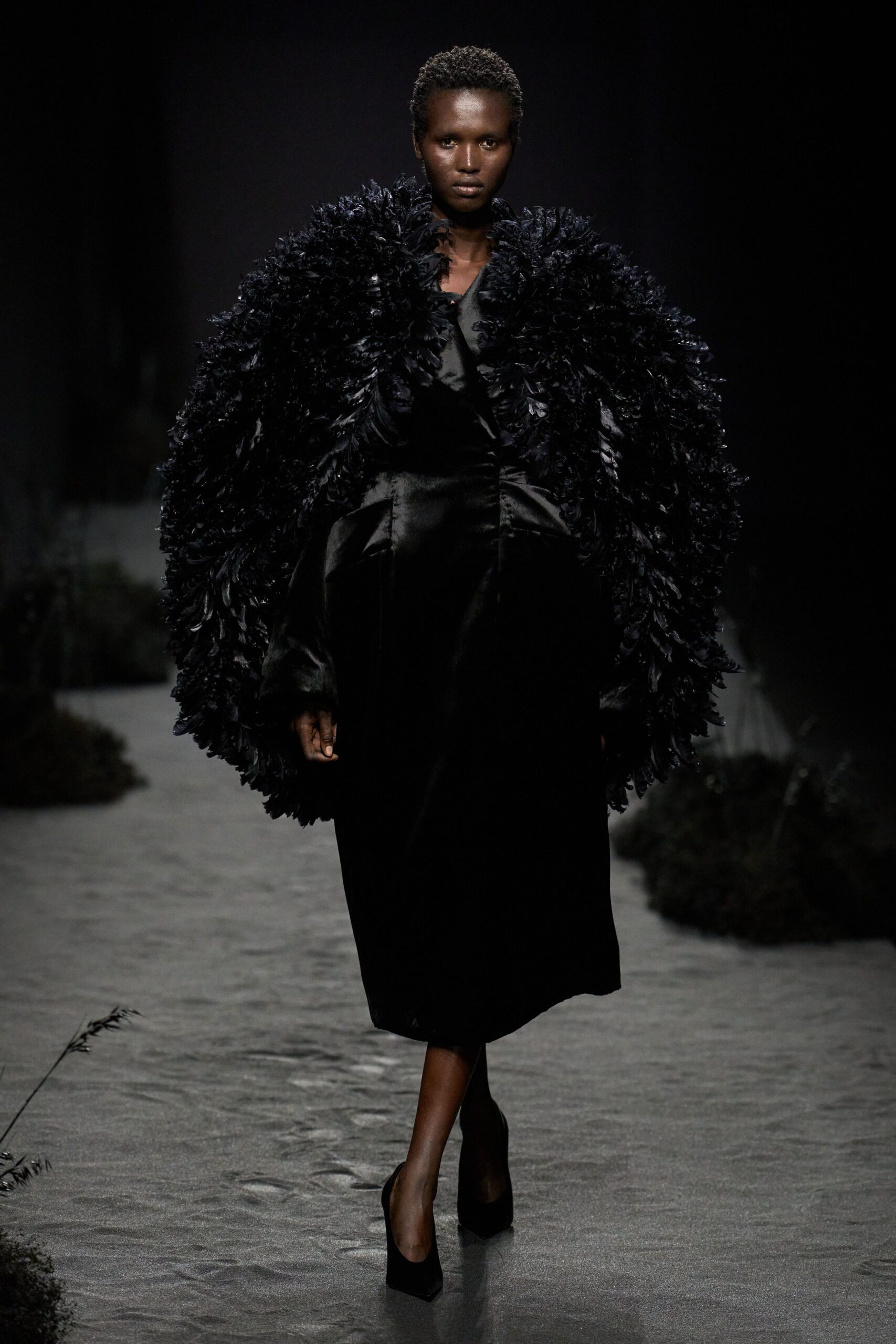 Ashi Studio F/W 24 Couture Look 73