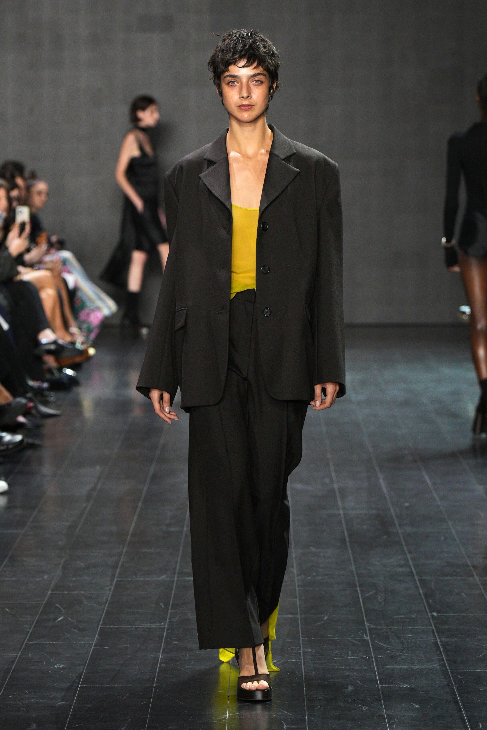black wool long-sleeve collared oversized structured buttoned blazer