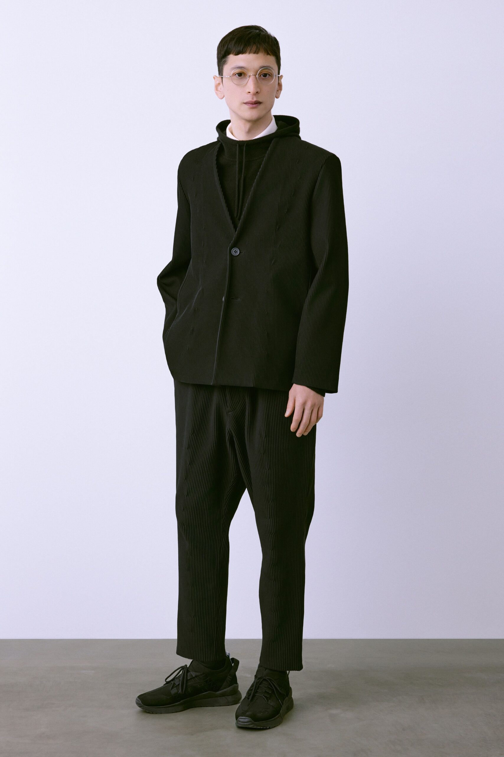 black relaxed jacket and pants