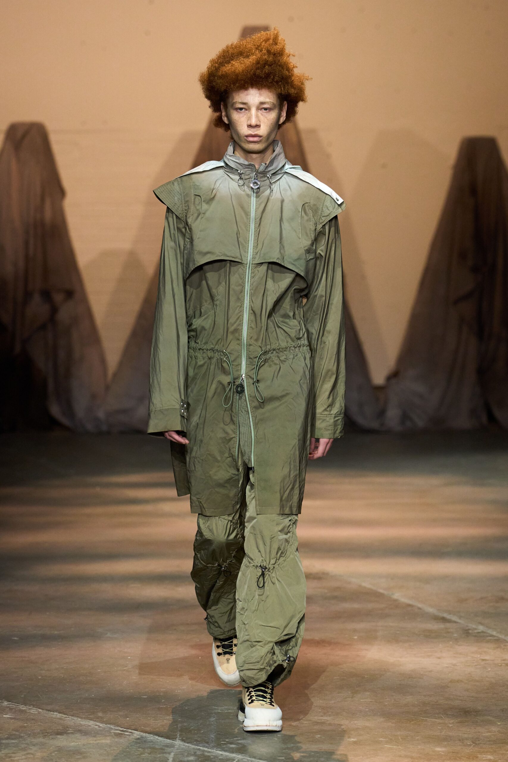 green cotton long-sleeve collared relaxed zippered pockets jumpsuit