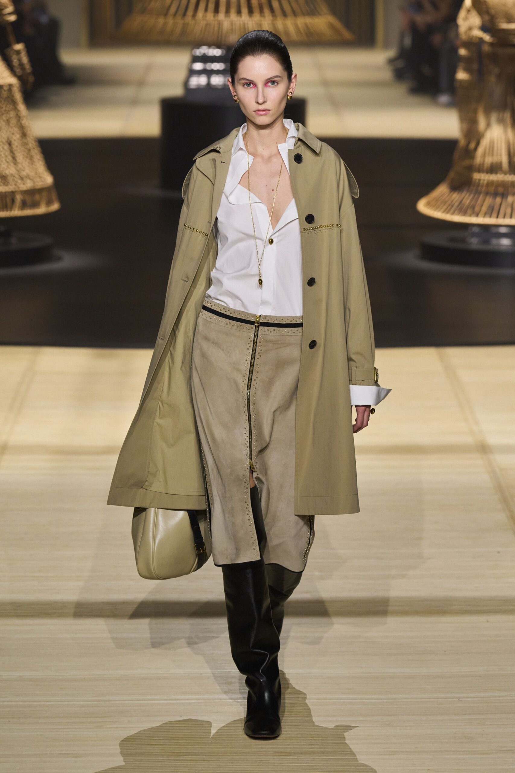 Christian Dior F/W 24 Look 115