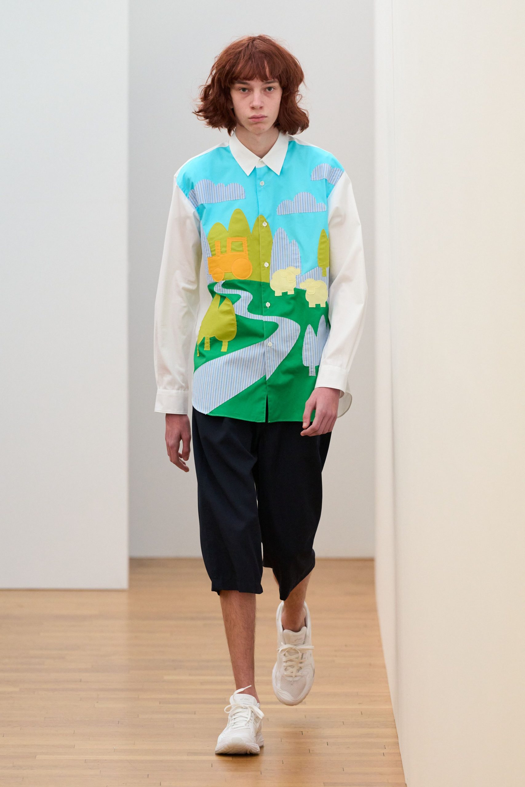 relaxed printed shirt with cropped pants