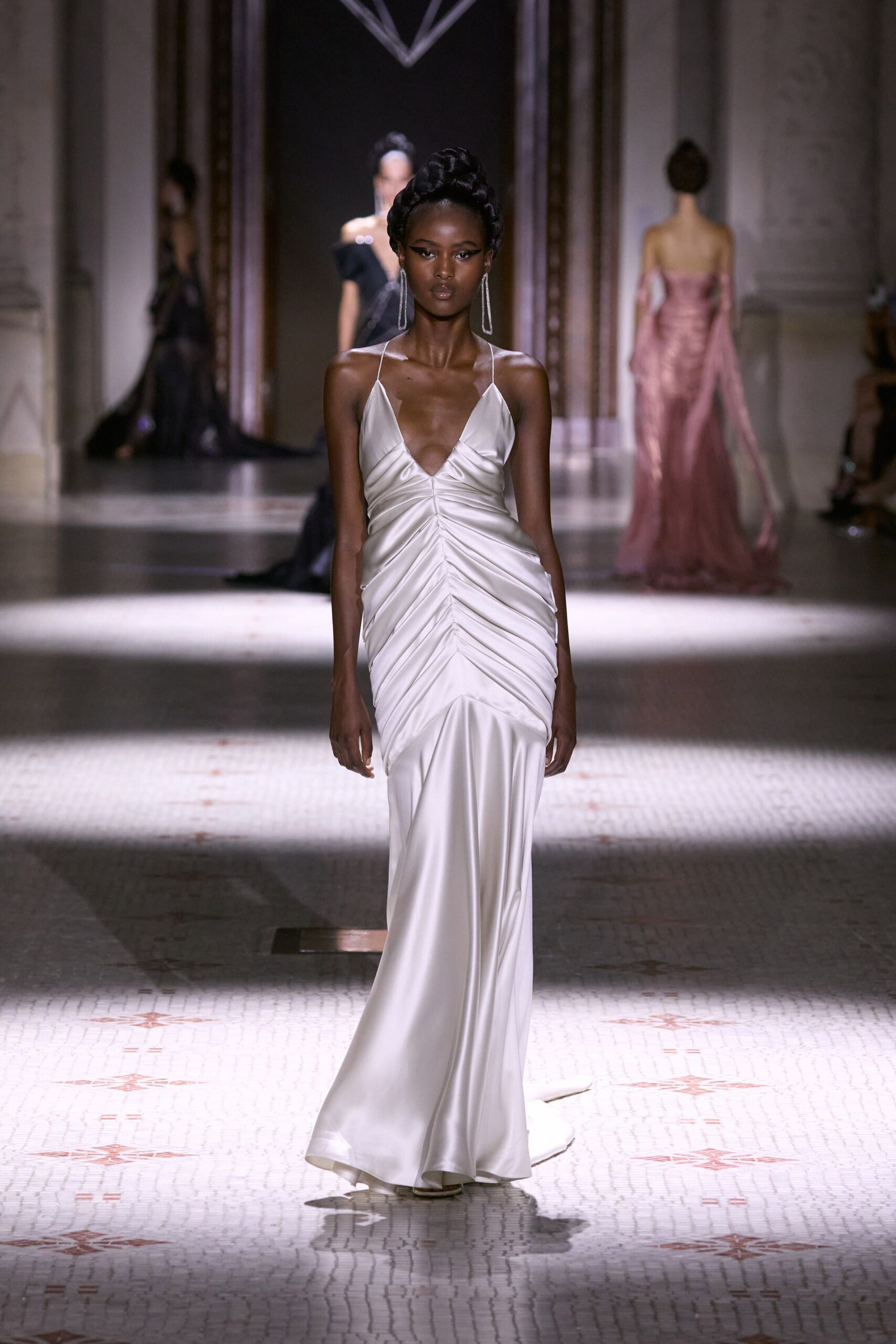 ArdAzAei F/W 24 Couture Look 67