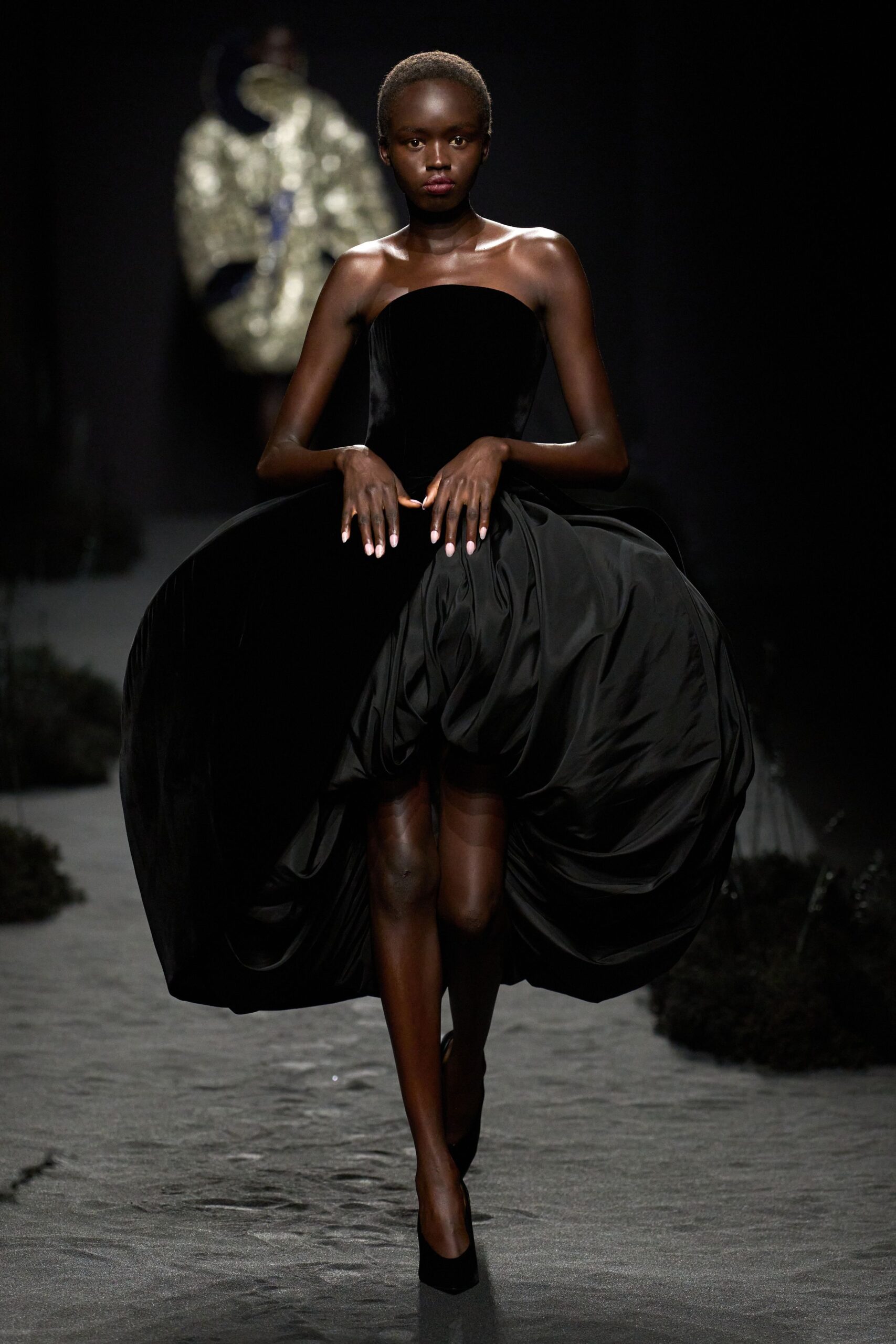 Ashi Studio F/W 24 Couture Look 83