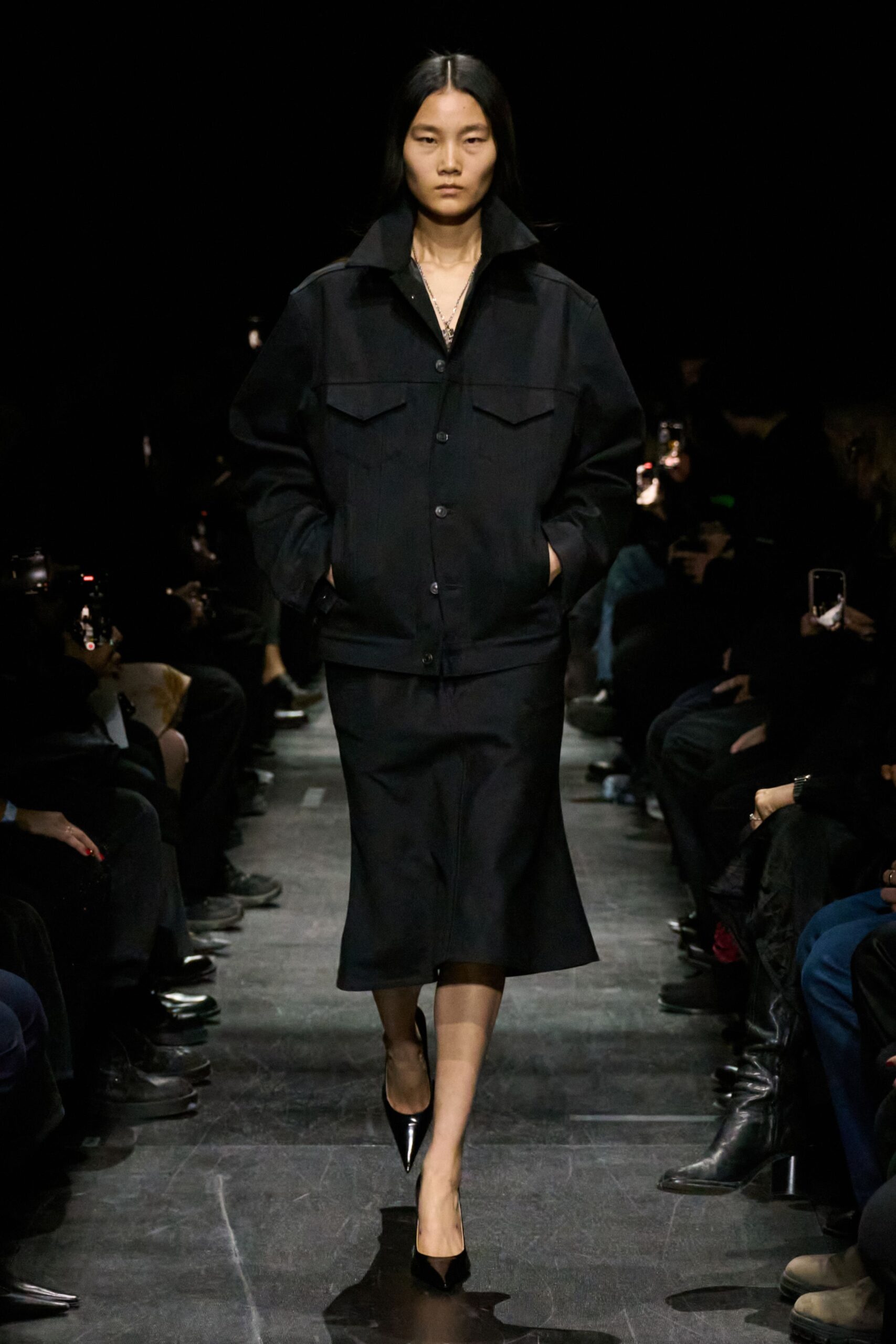 Balenciaga F/W 25 Look 120