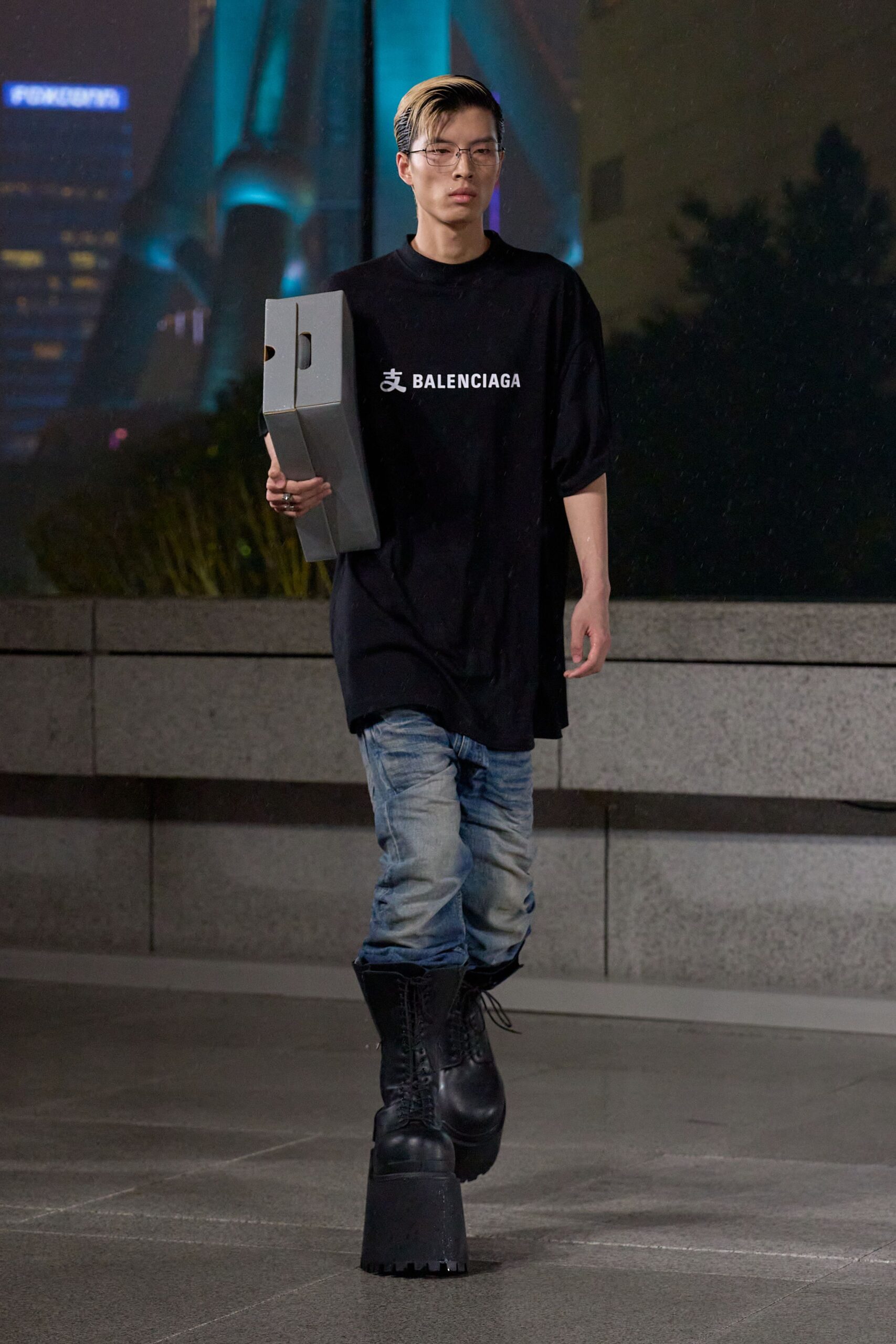 Balenciaga Resort 25 Look 72