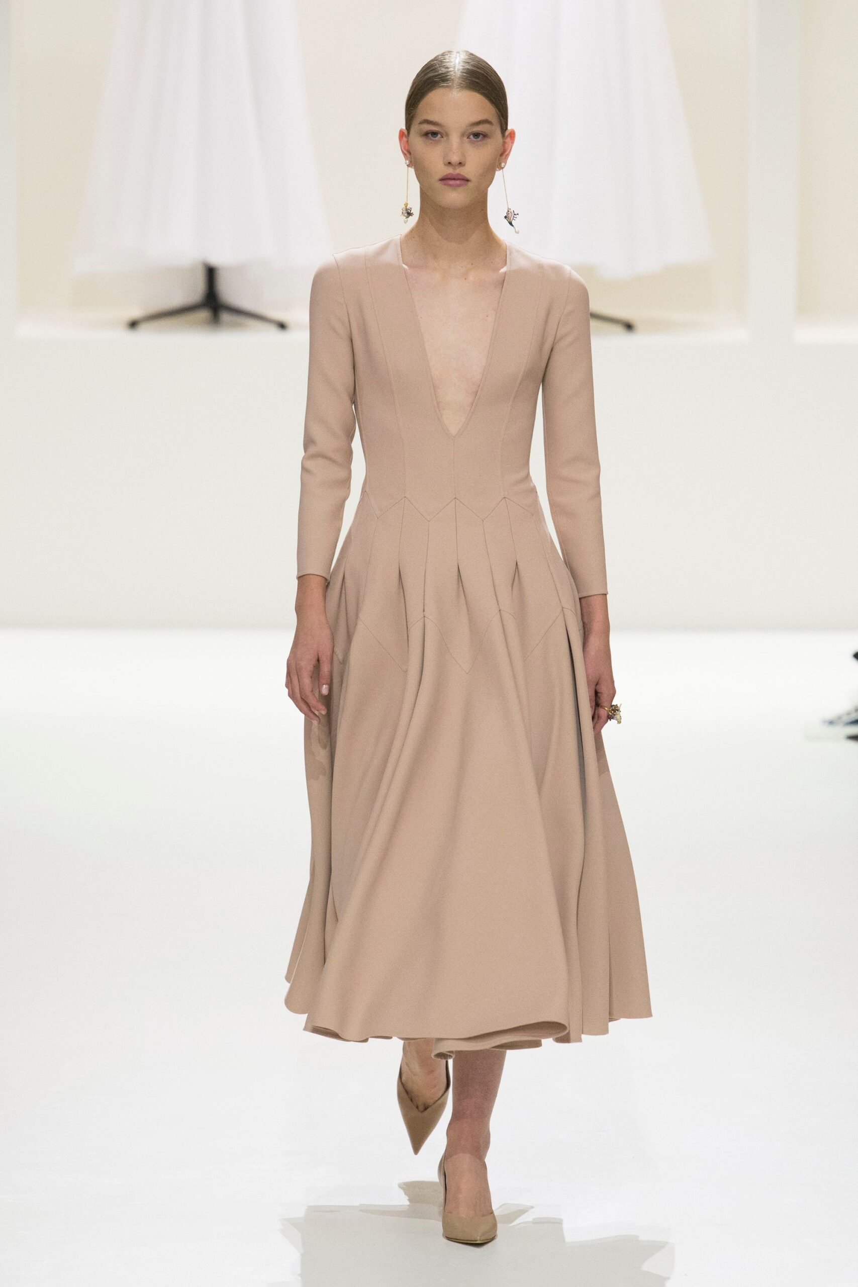 Christian Dior F/W 18 Couture Look 194