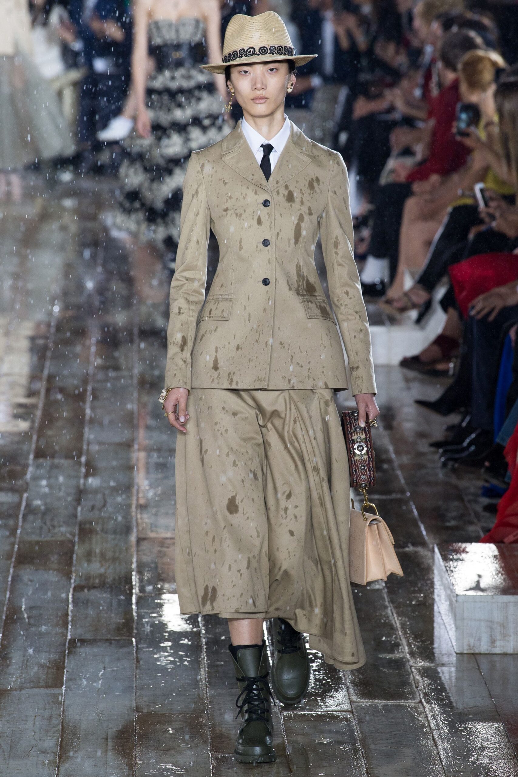 Christian Dior Resort 19 Look 200