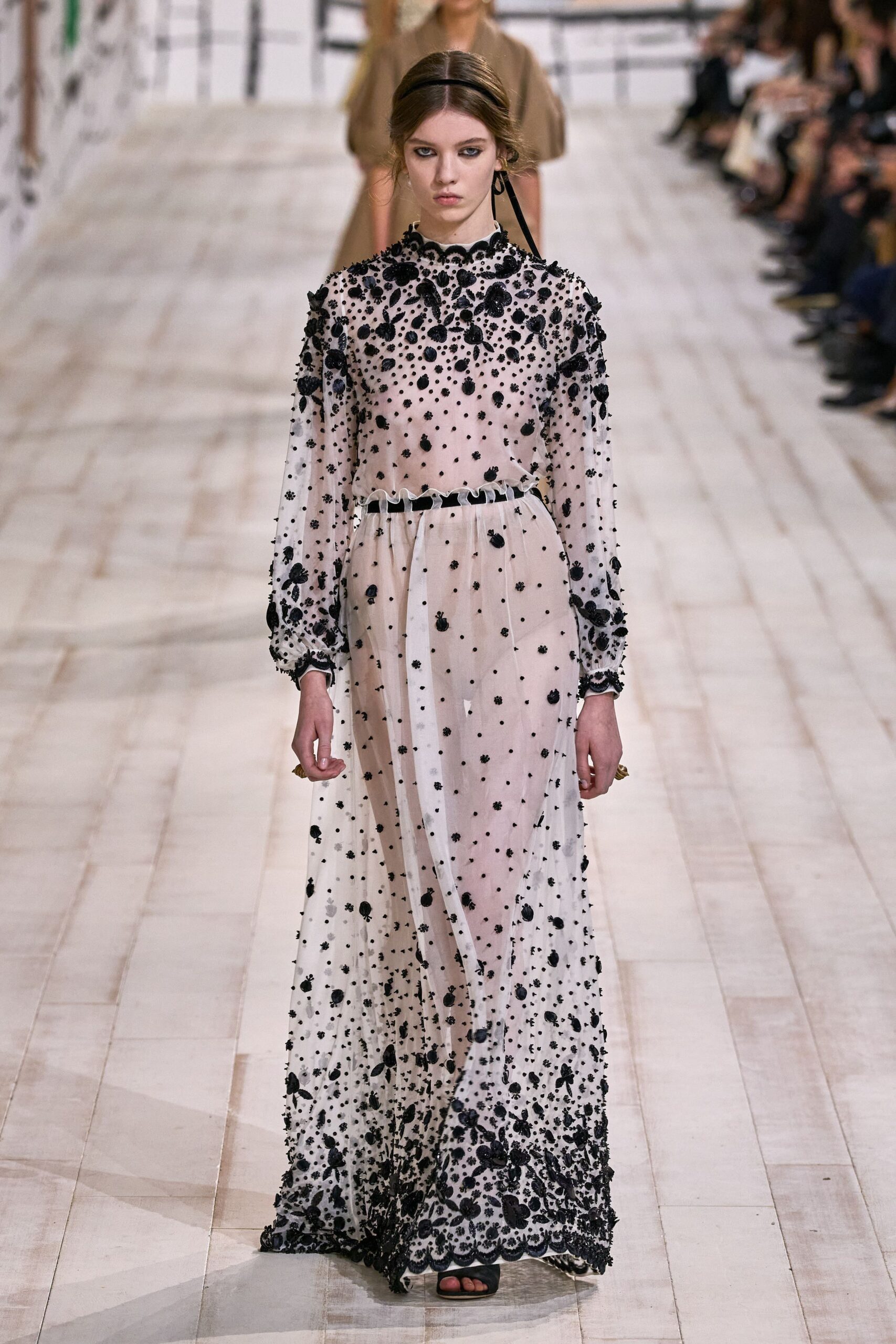 Christian Dior S/S 24 Couture Look 139