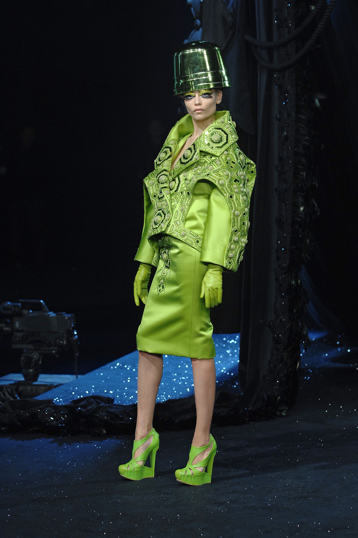 Christian Dior S/S 08 Couture Look 1