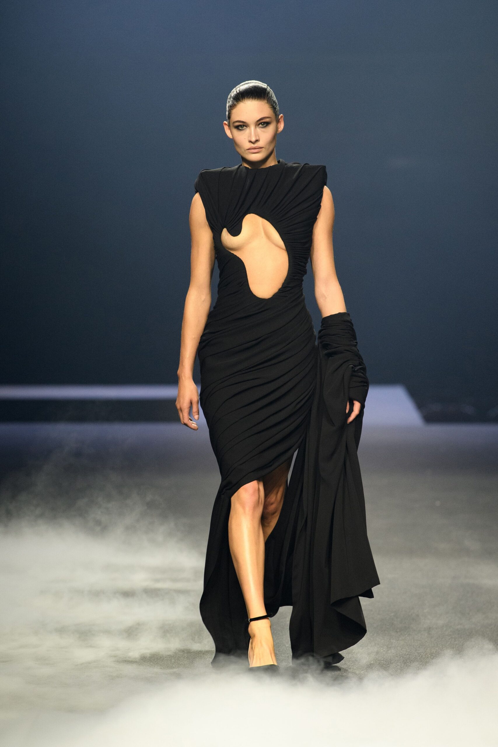 Ashi Studio F/W 23 Couture Look 120