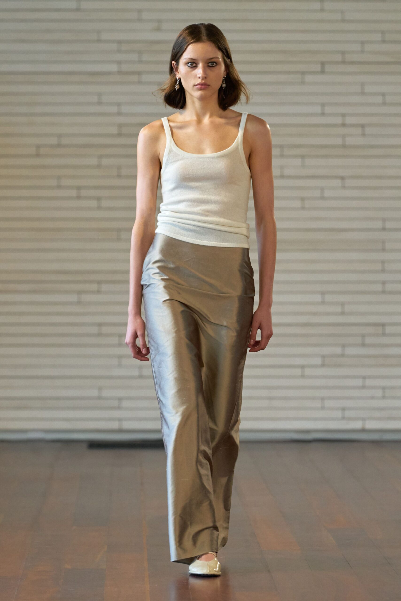gold silk fitted straight-leg shiny midi skirt