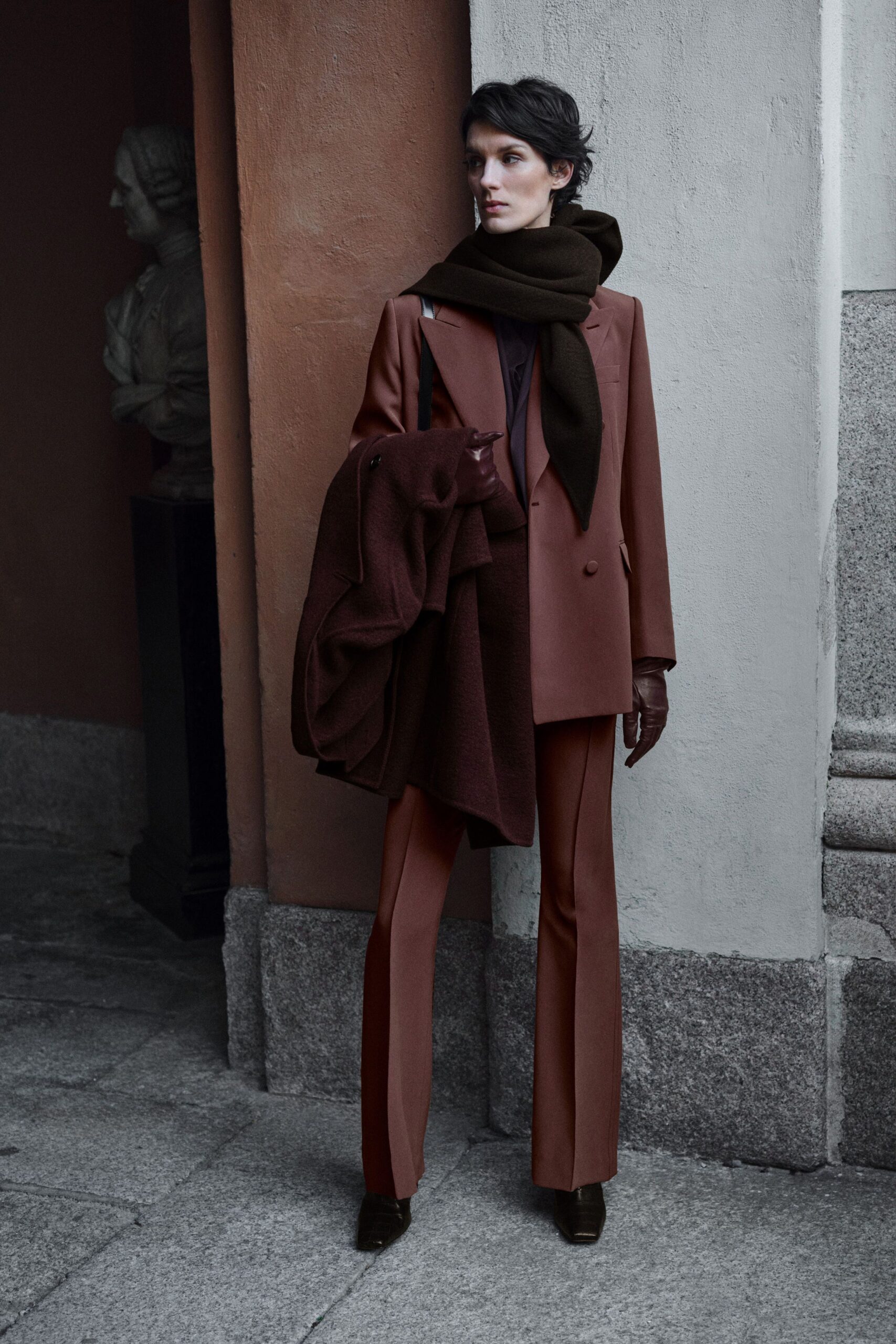 brown wool long-sleeve collared tailored buttoned flared suit