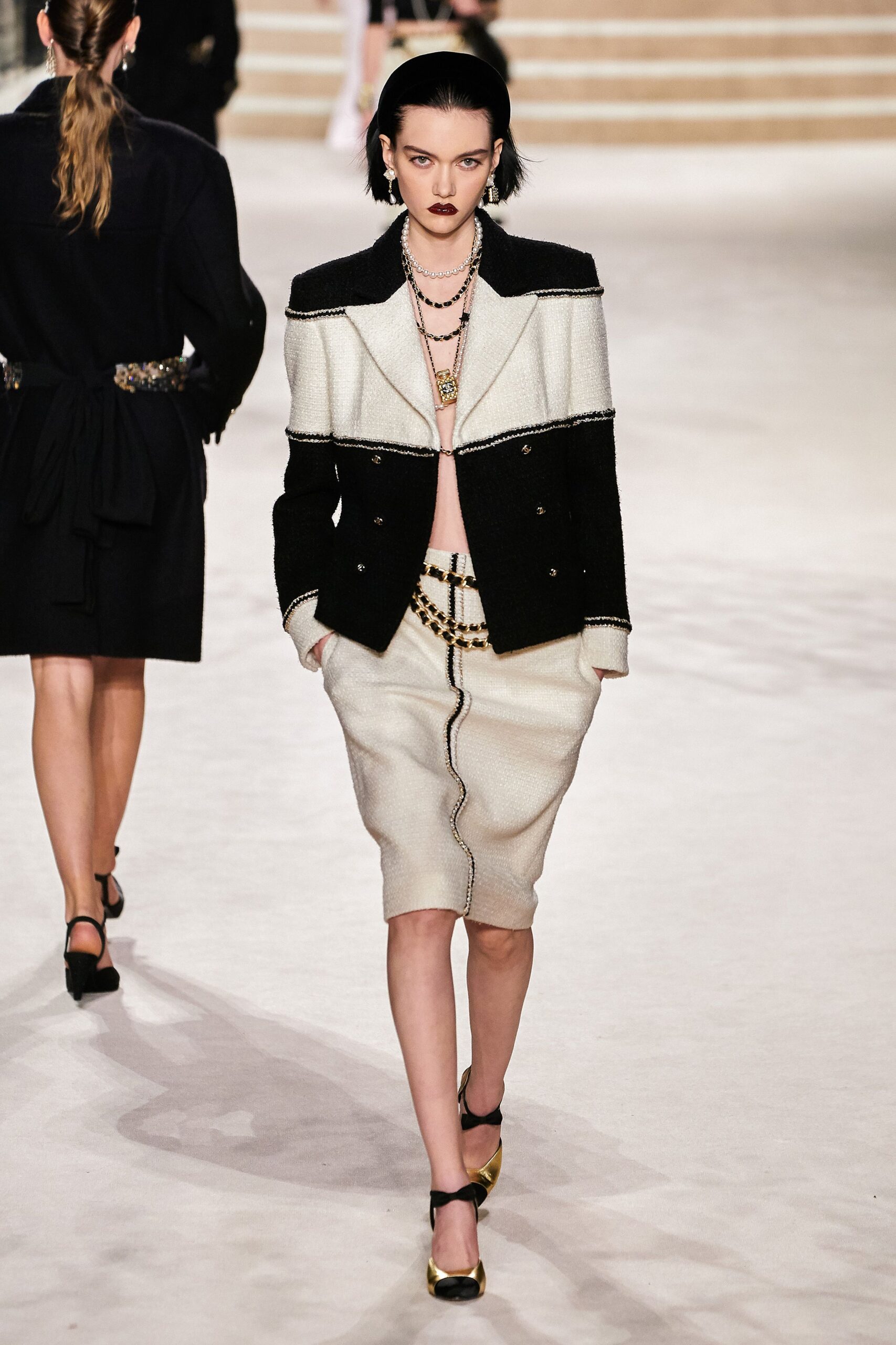 Chanel F/W 20 Look 224