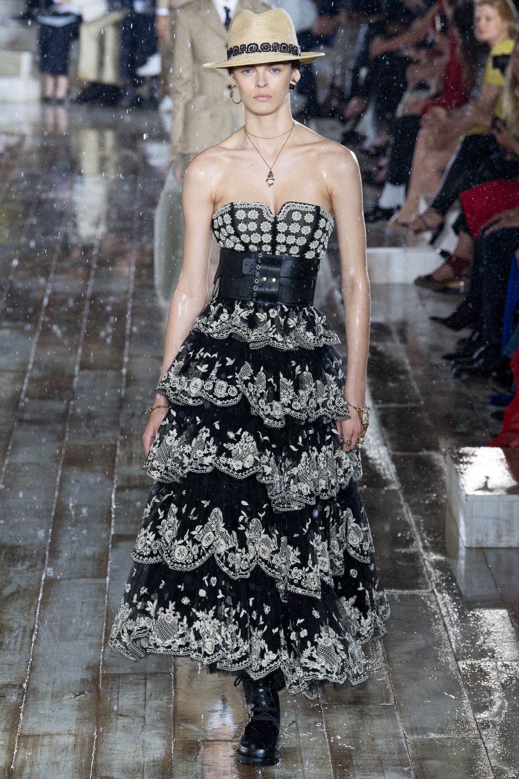 Christian Dior Resort 19 Look 222