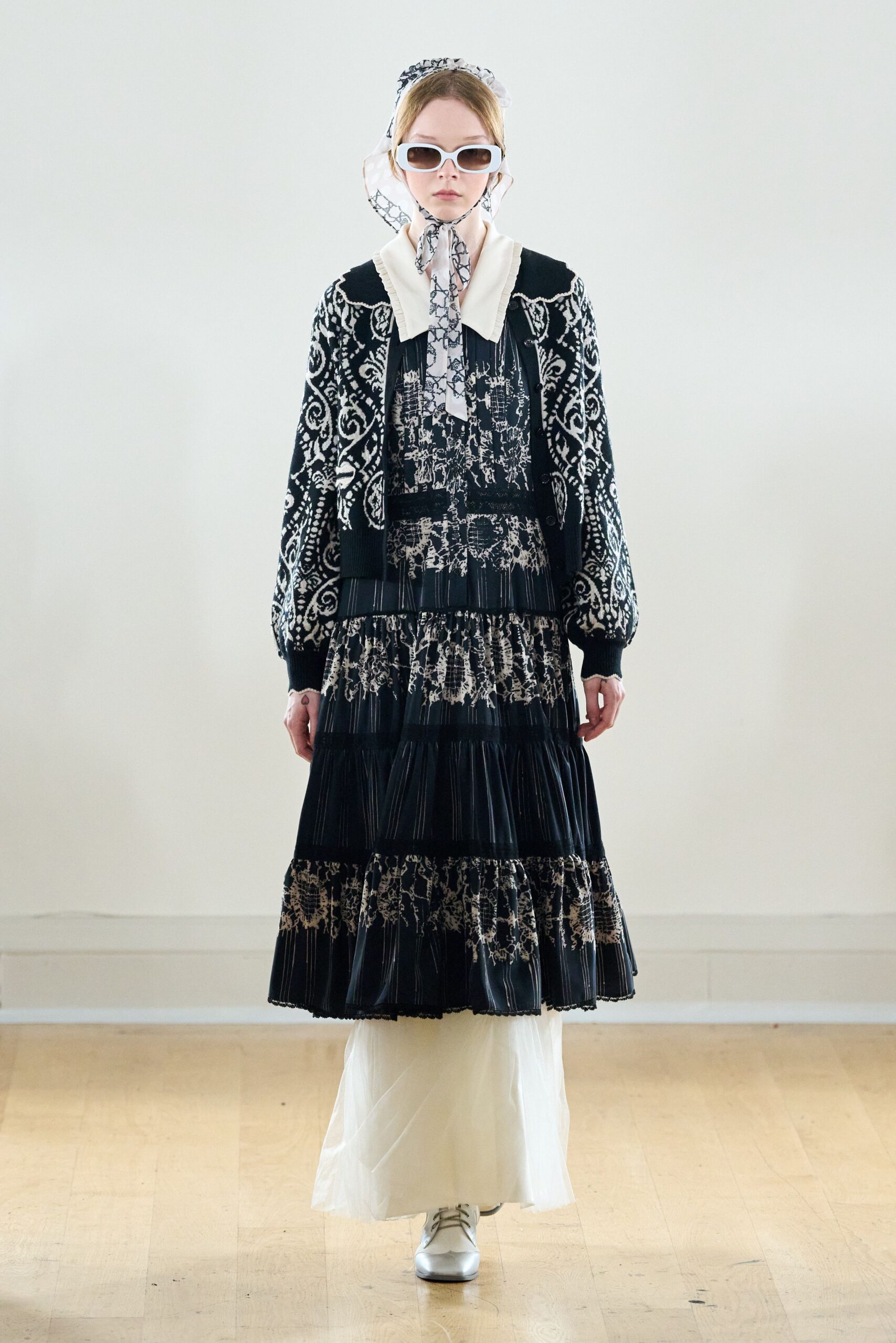 Bora Aksu F/W 24 Look 109