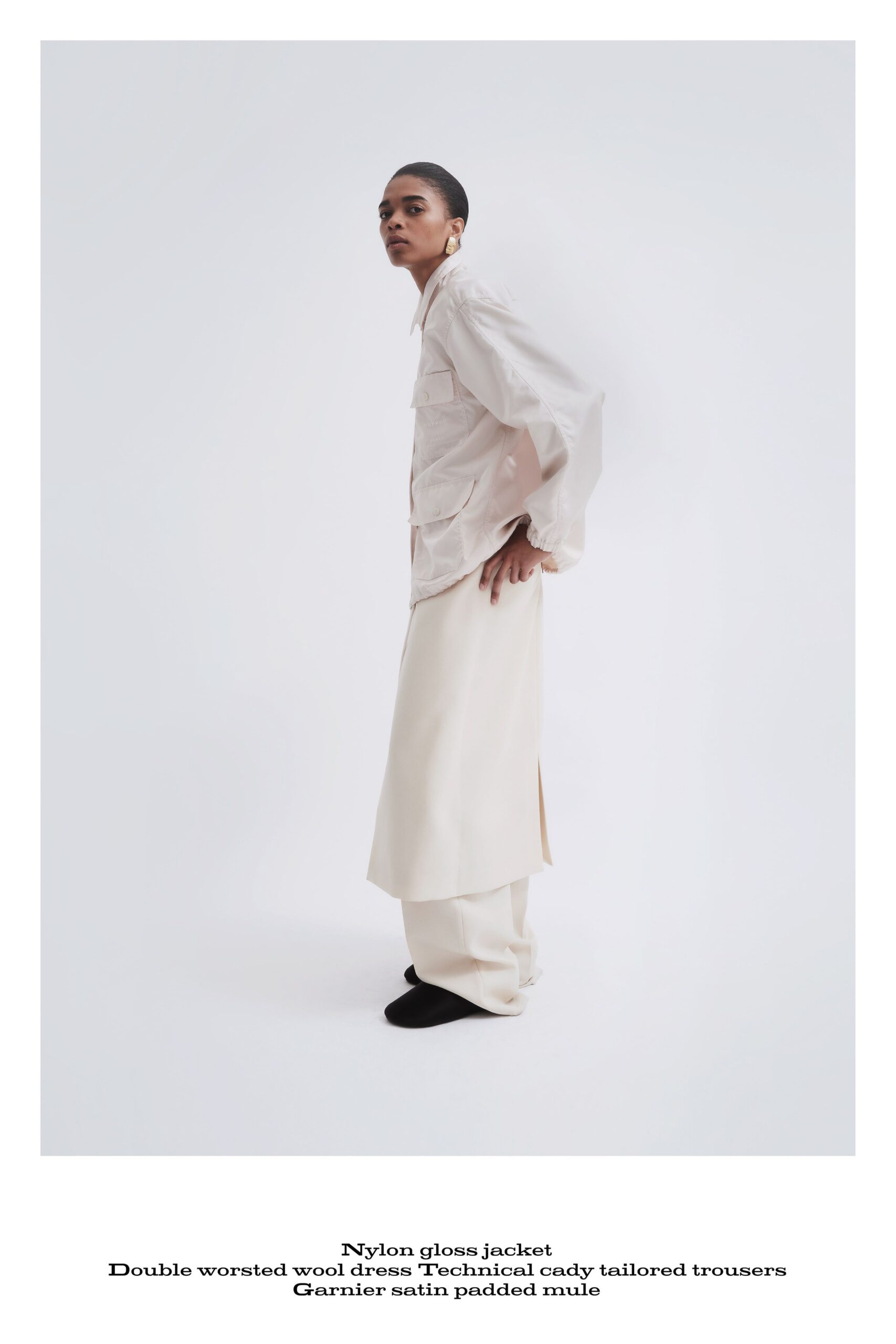 white jersey long-sleeve collared relaxed shiny jacket